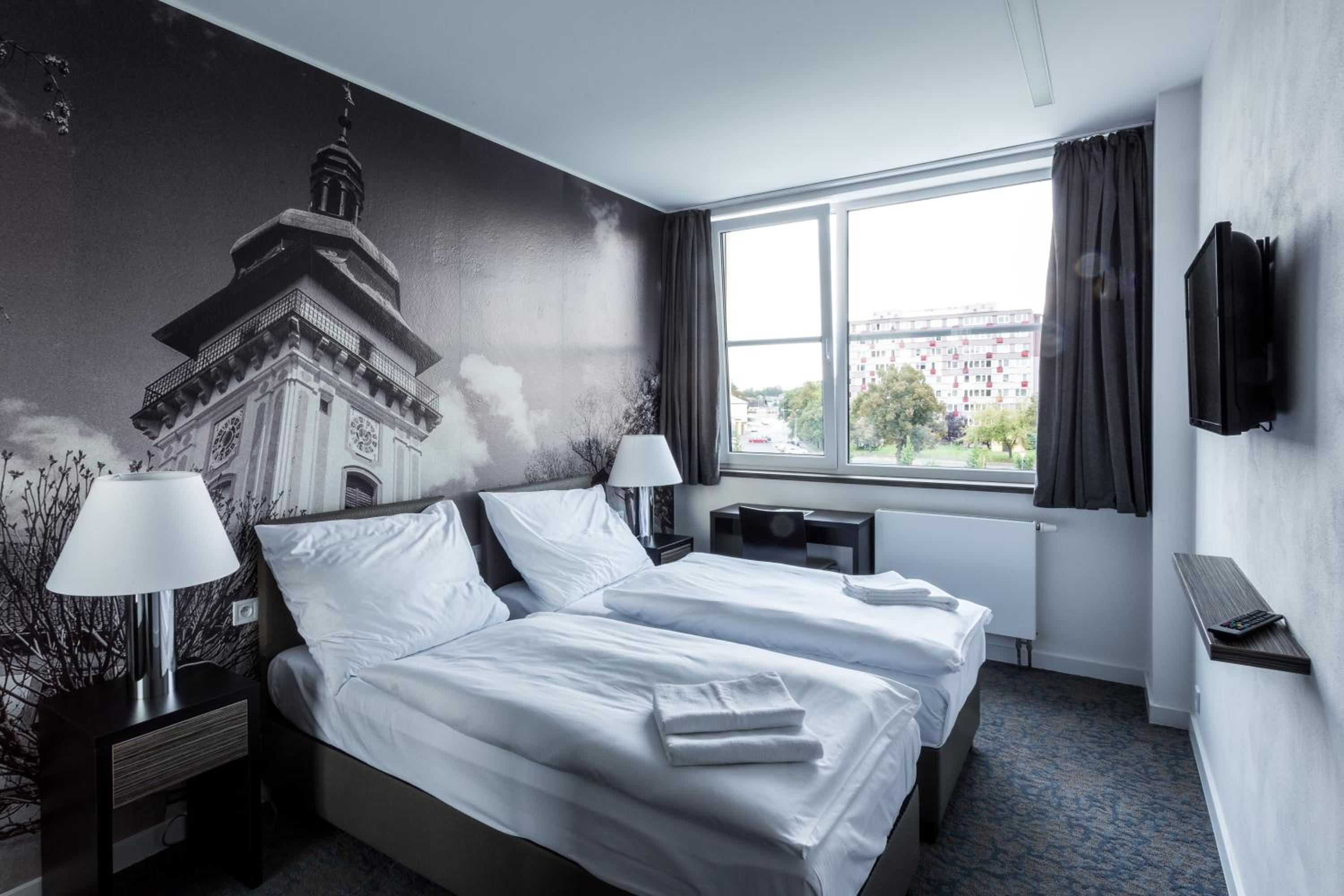 Standard Double or Twin Room photo 1