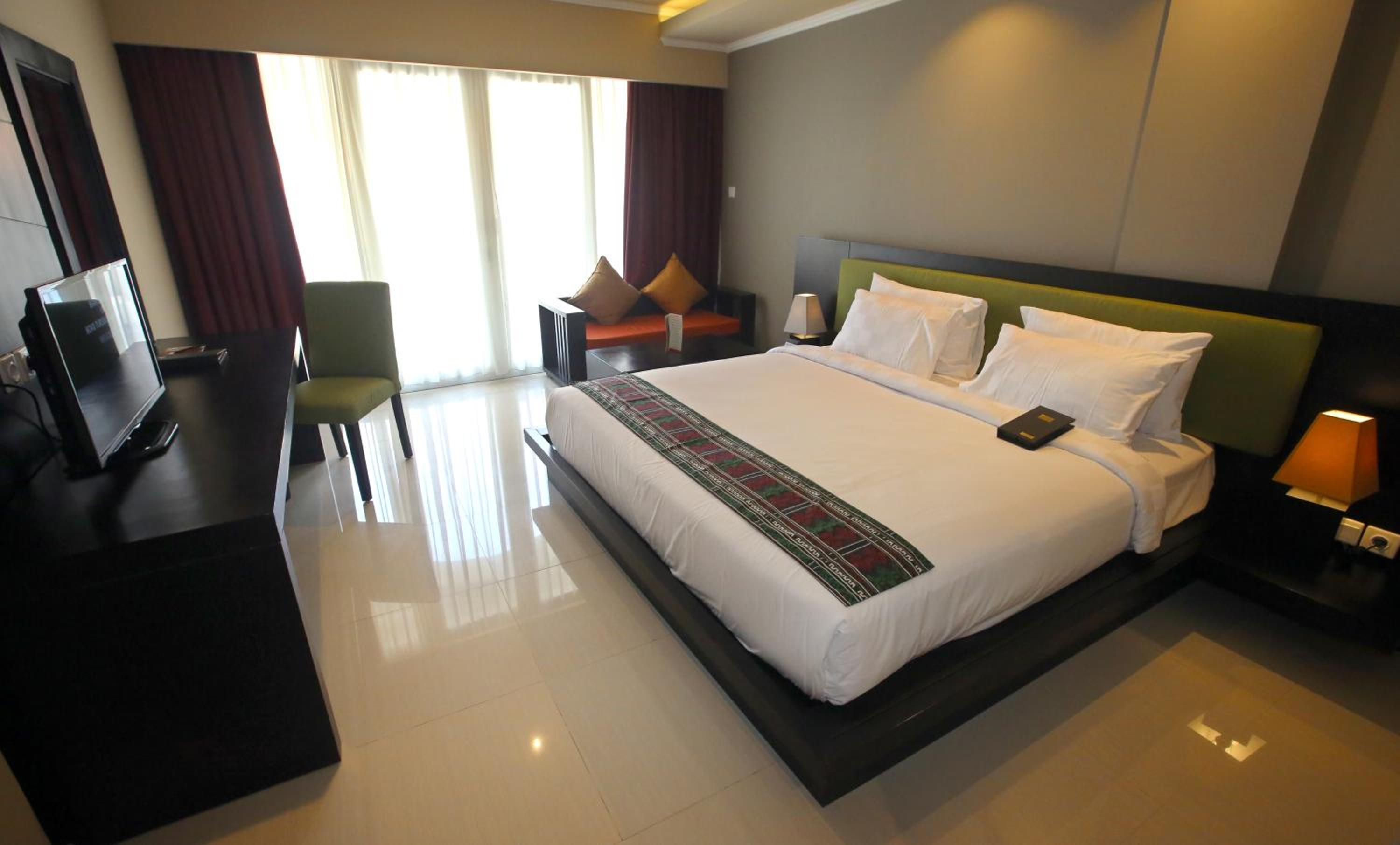 Double Room with Pool View photo 1