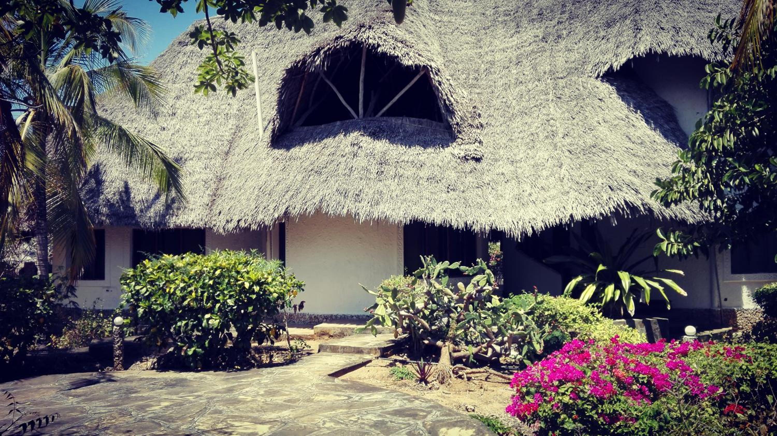 Villa photo 2