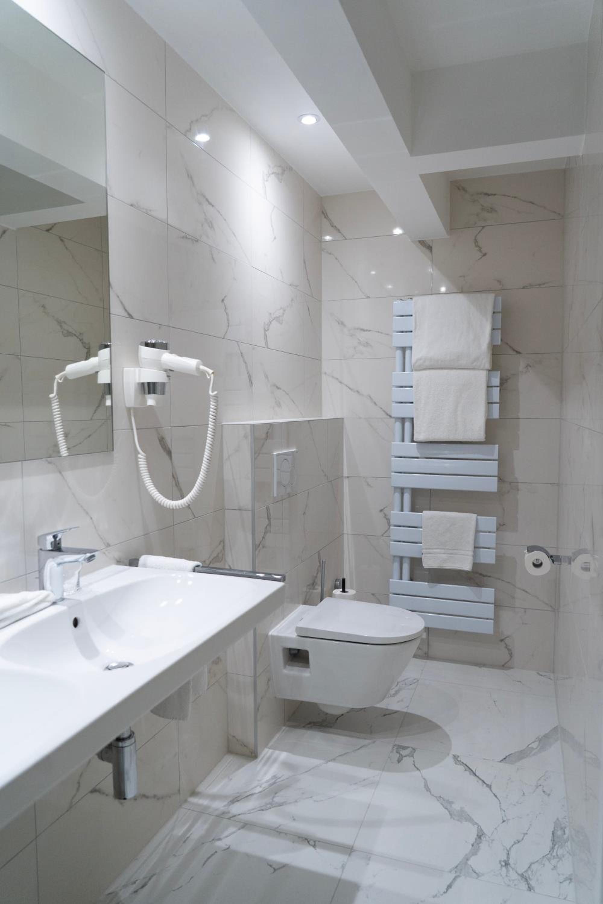  Royal Suite Lake View photo 2
