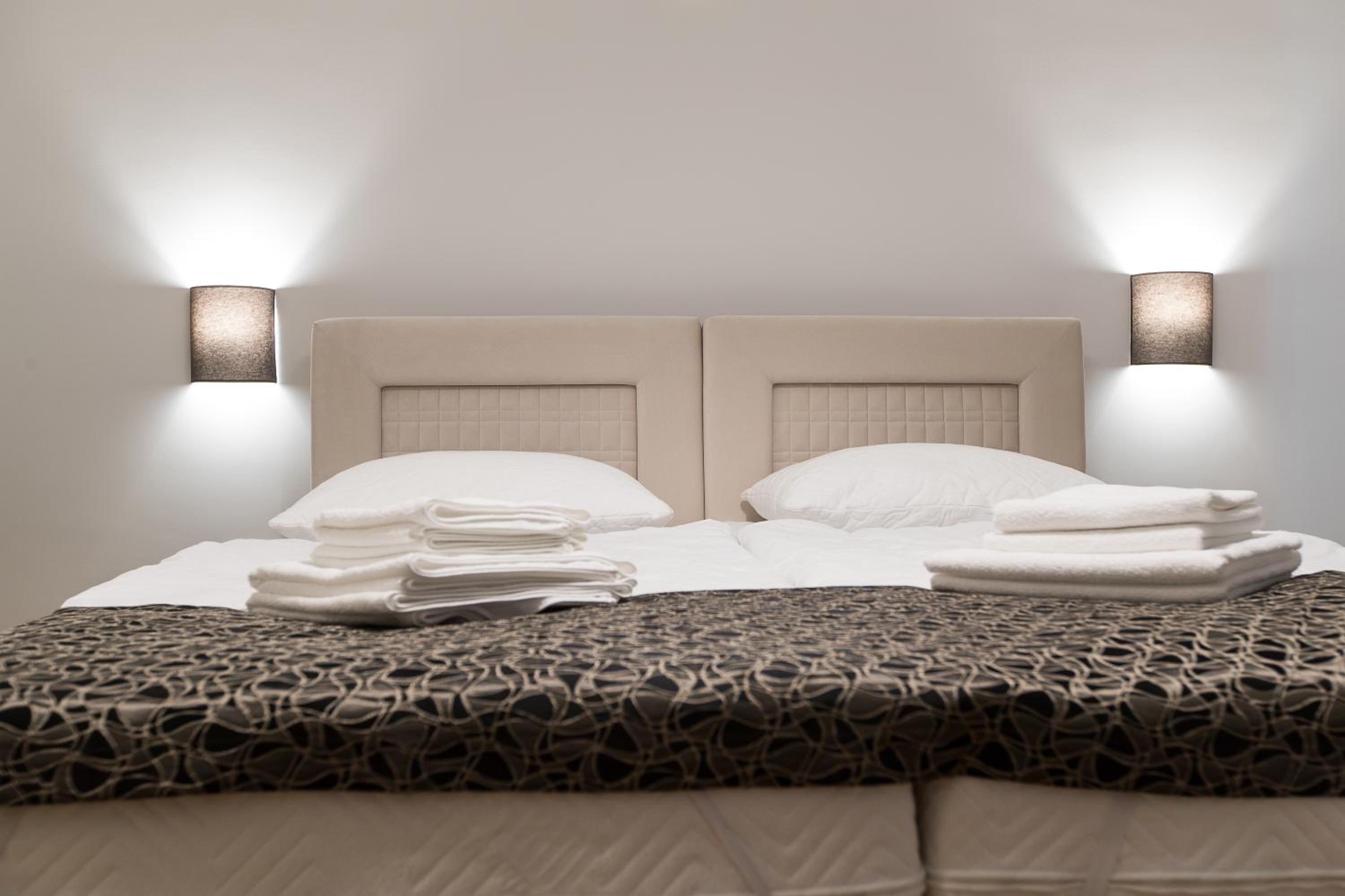 Double or Twin Room - Photo 6