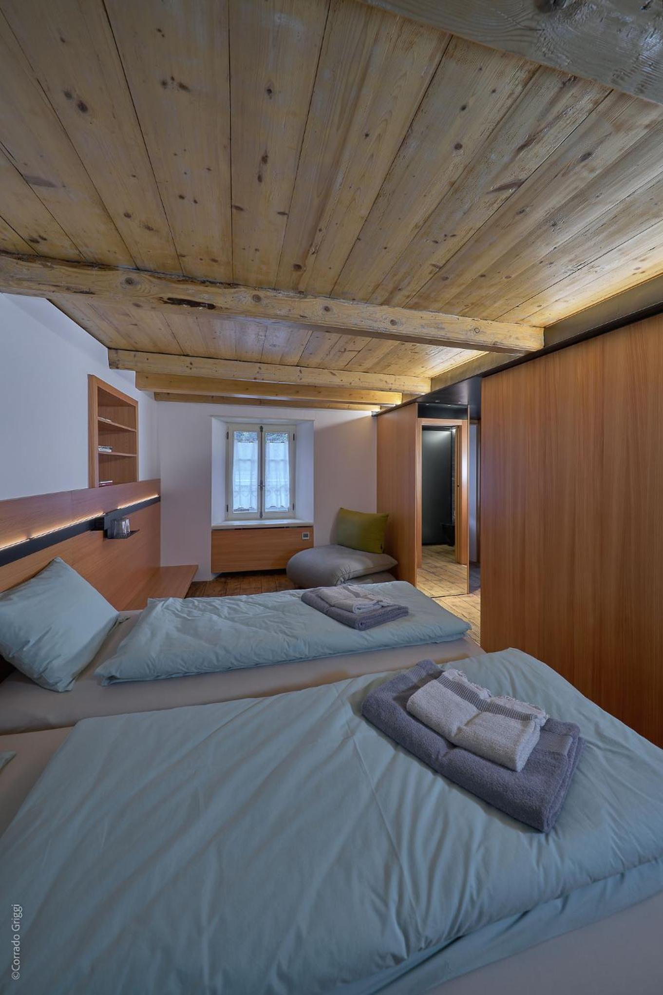 Deluxe Double or Twin Room photo 2