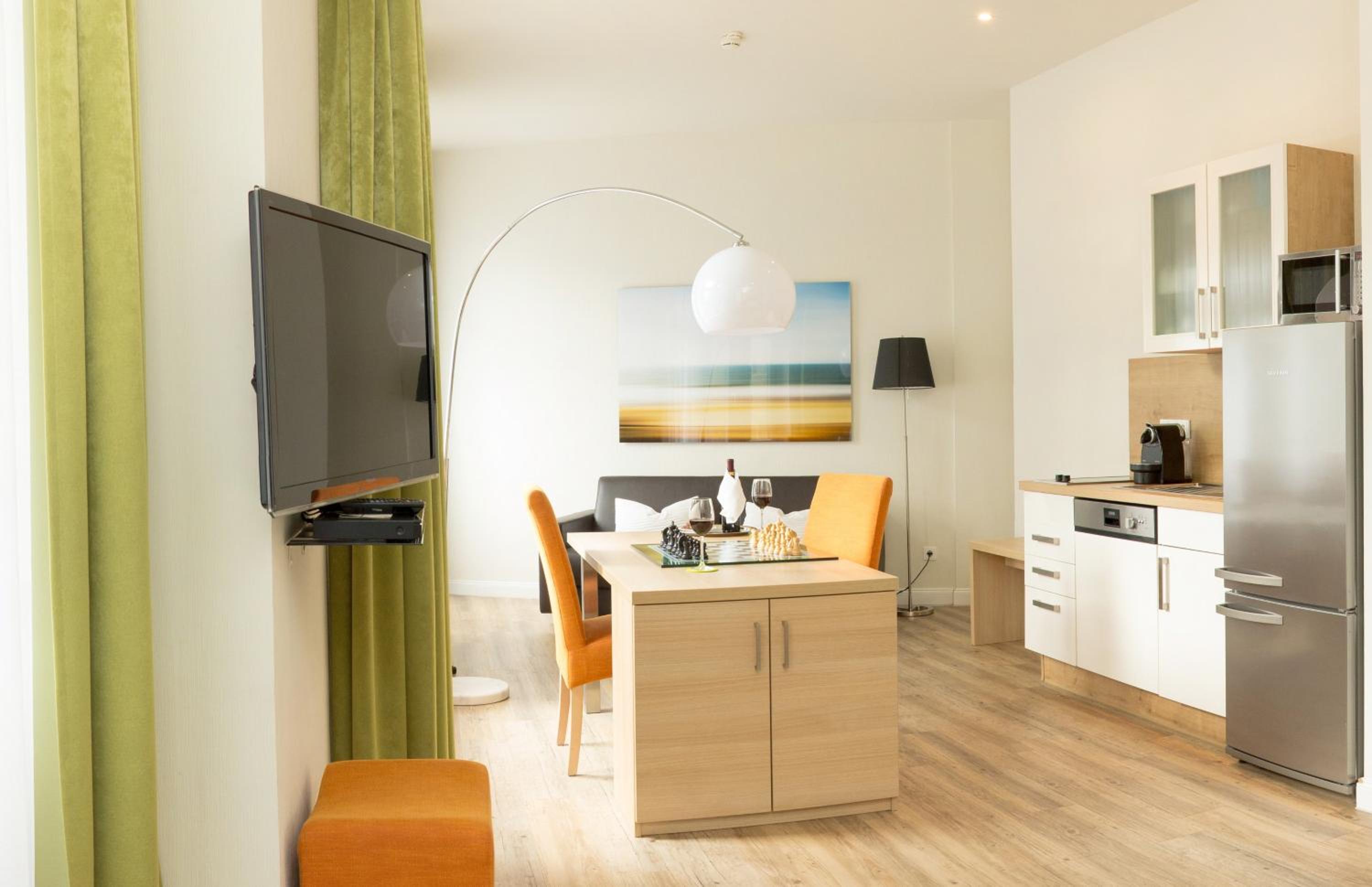 Deluxe Studio Apartment - Photo 12
