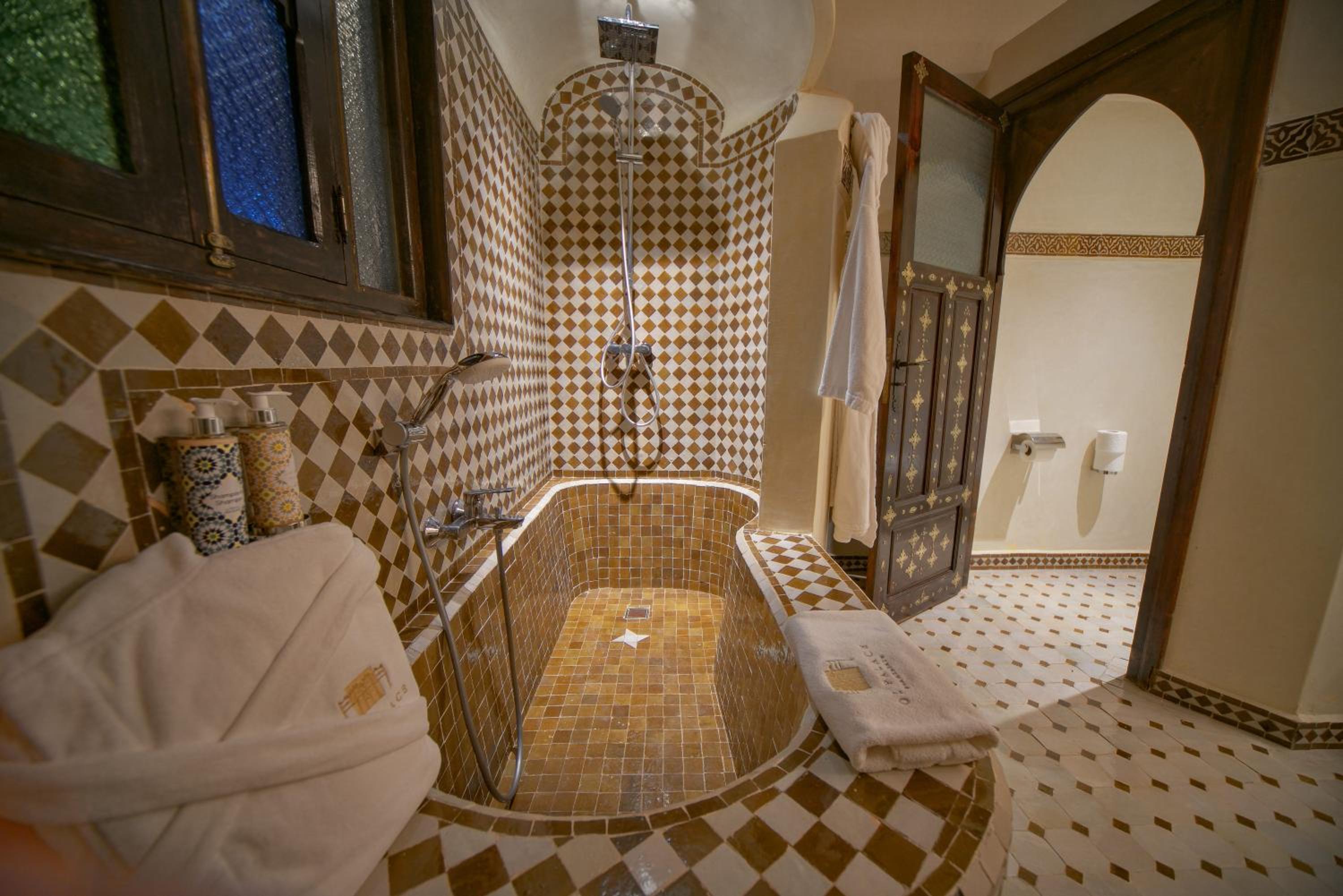 Superior Triple Room photo 2