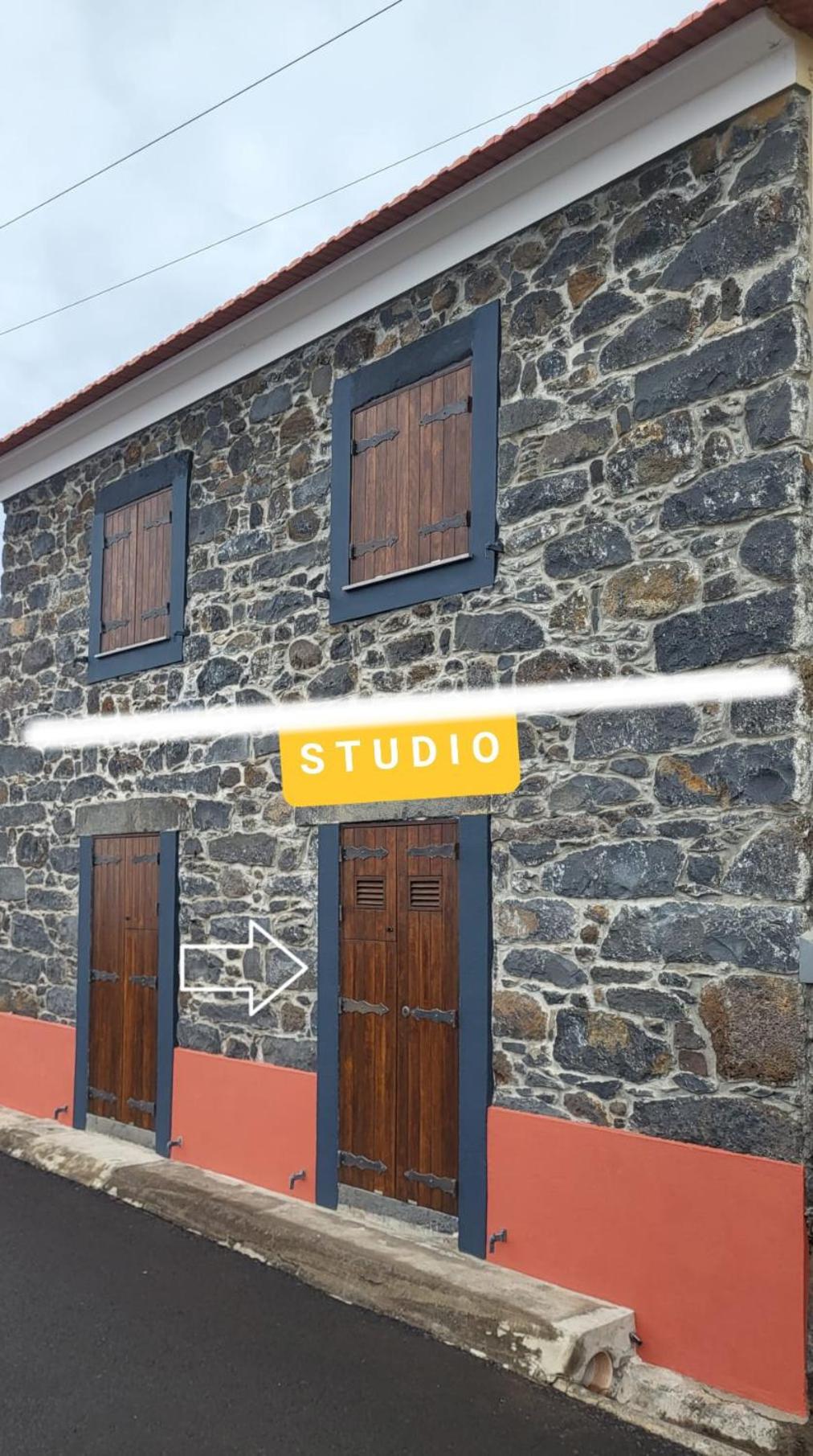 Studio photo 1