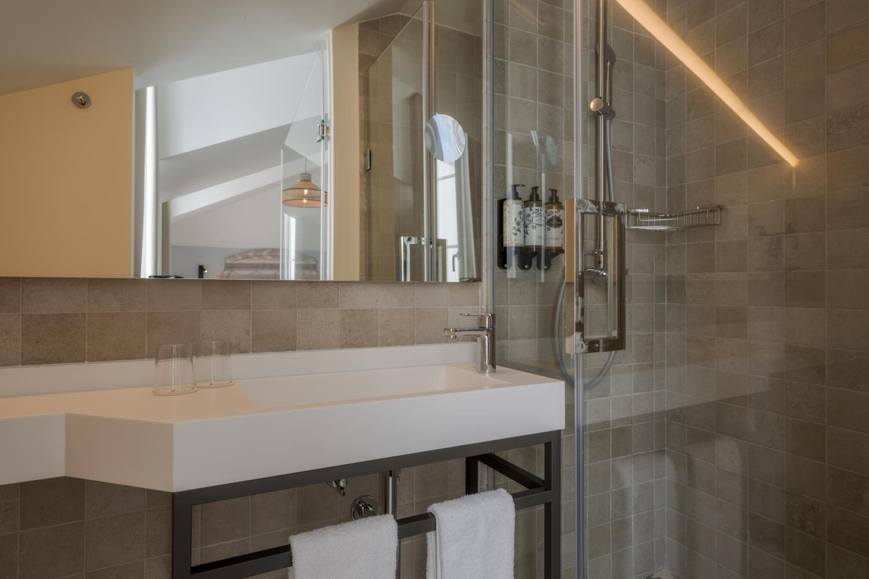 Junior Suite - Photo 1