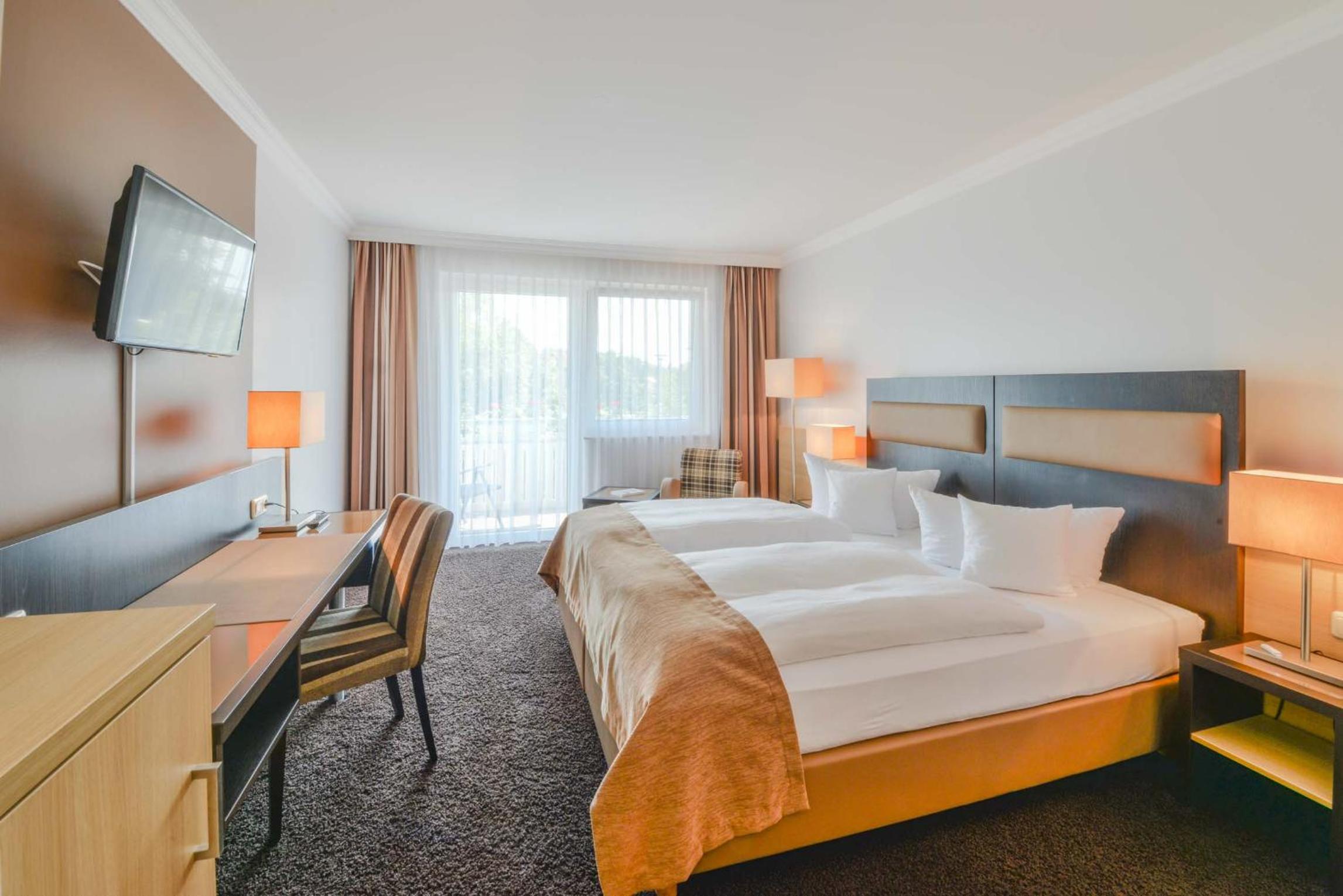 Comfort Double Room - partially with balcony and quiet location photo 1