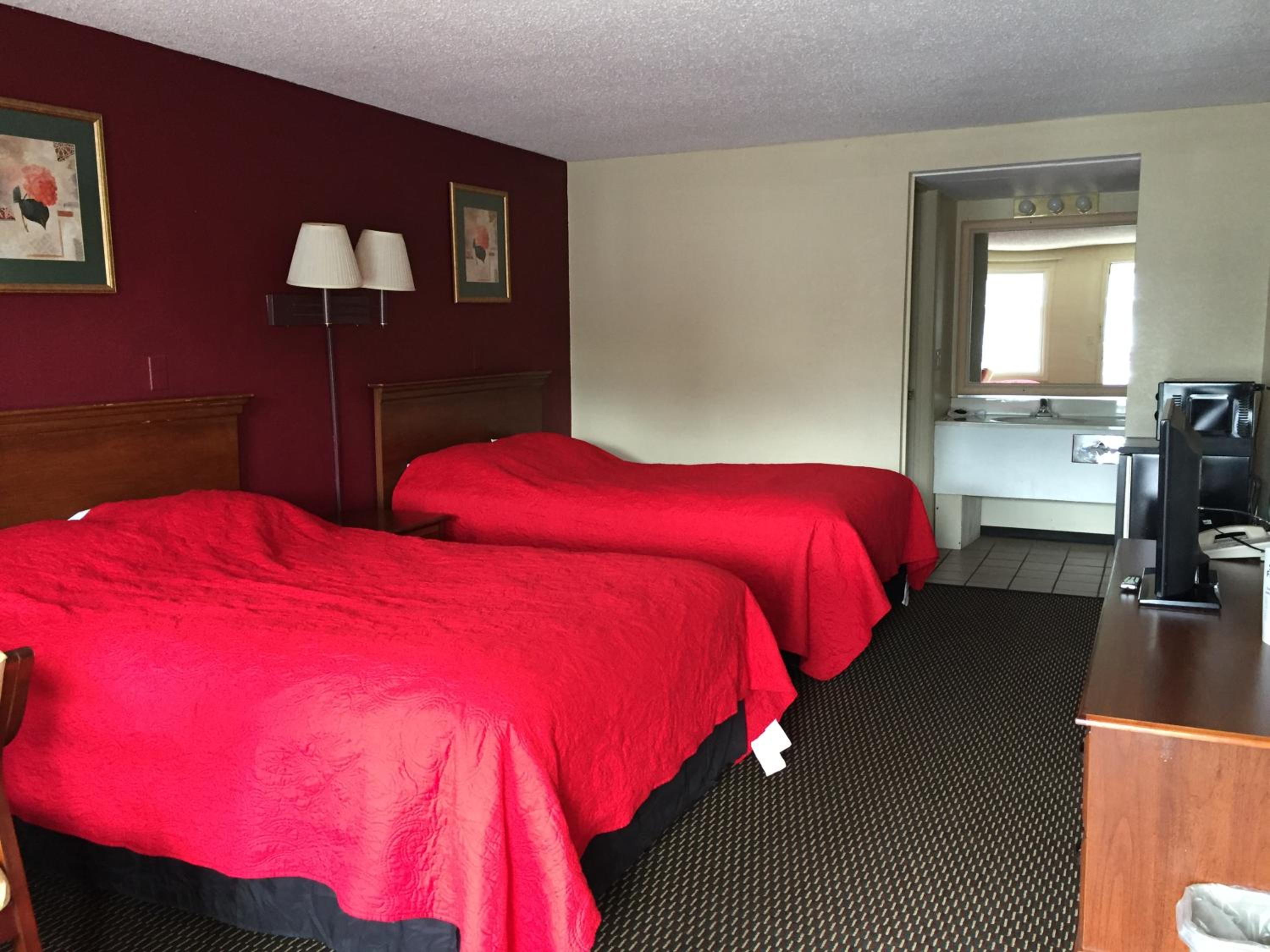 Double or Twin Room - Photo 2