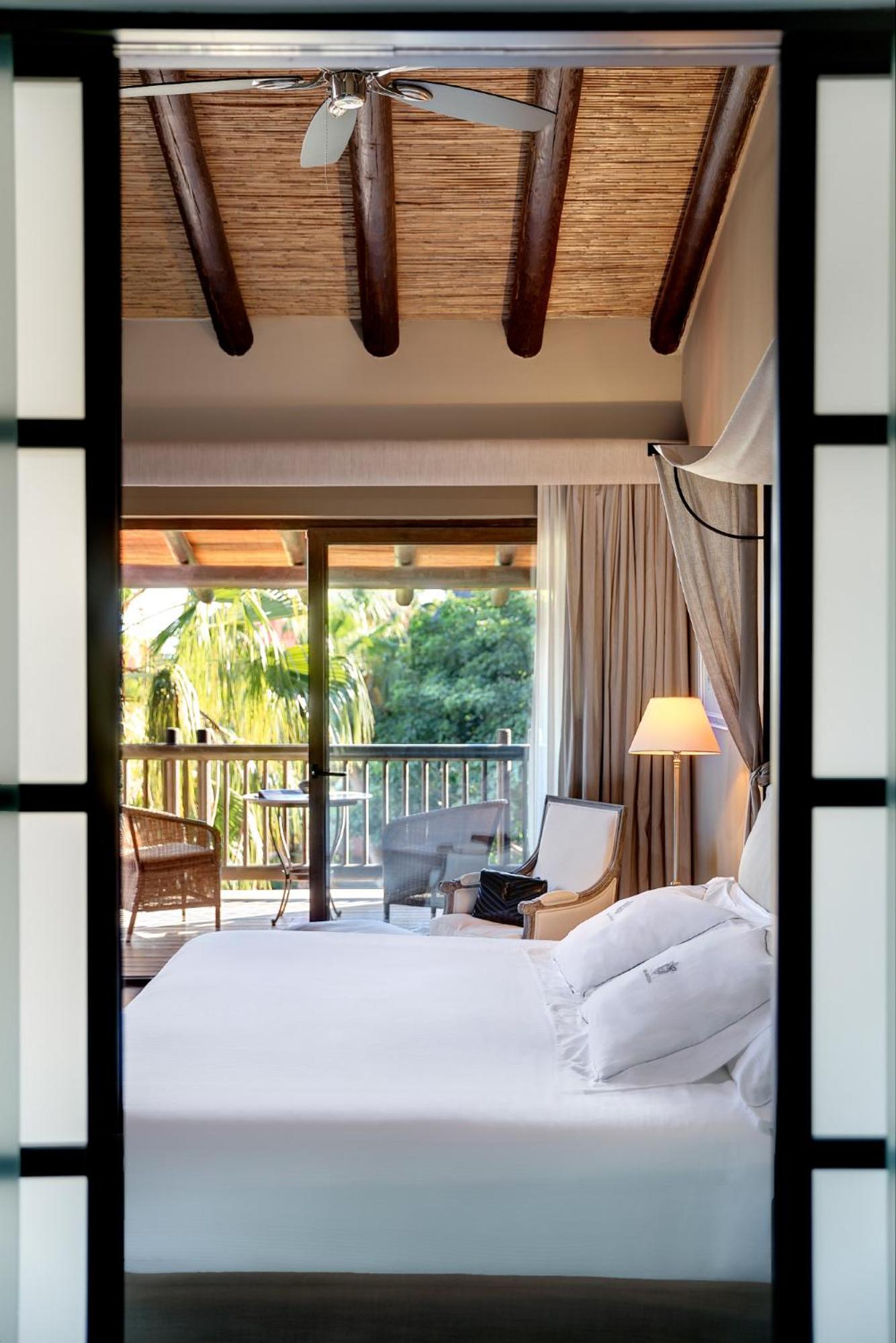 Deluxe Room - Photo 4