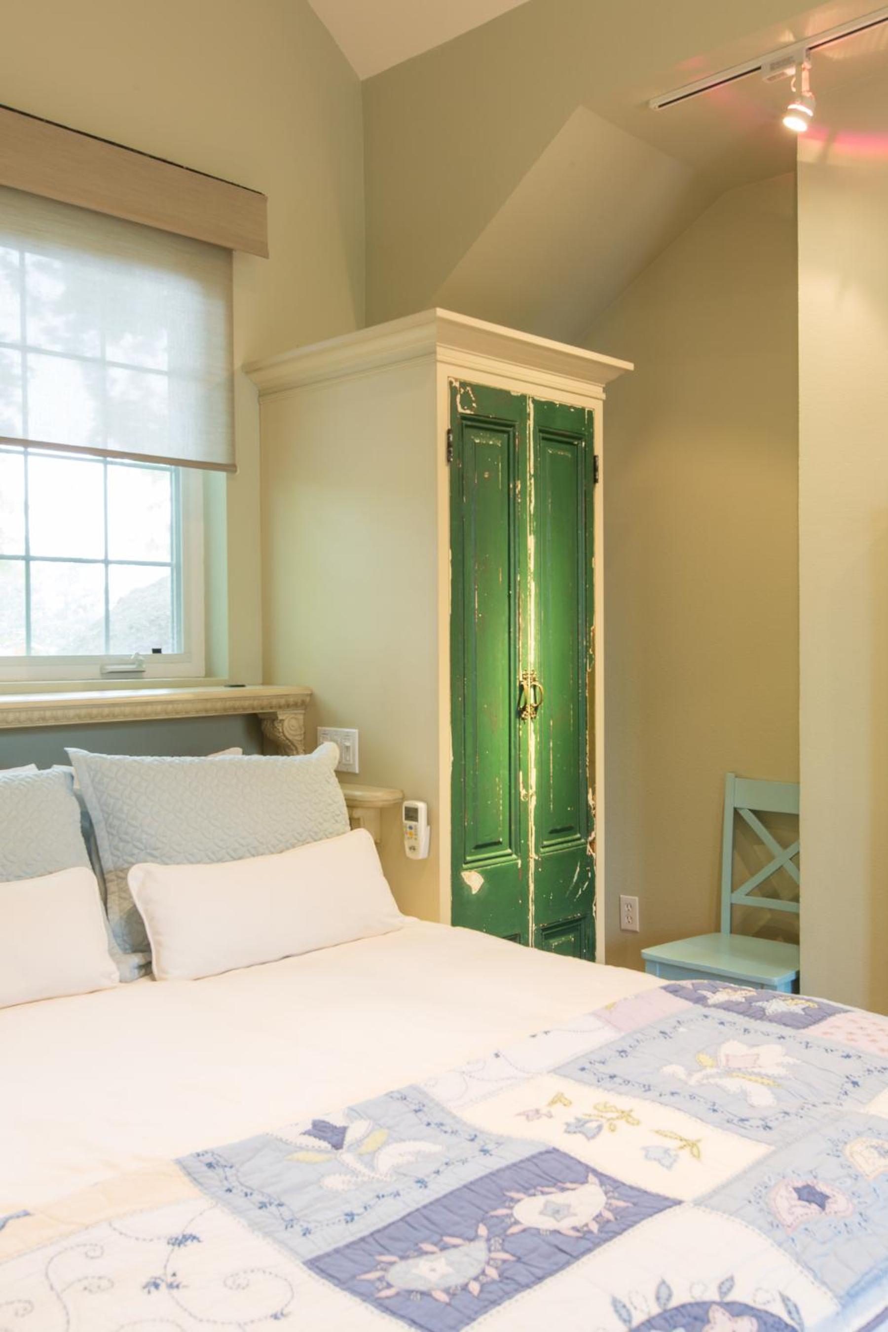 Deluxe Queen Room photo 3