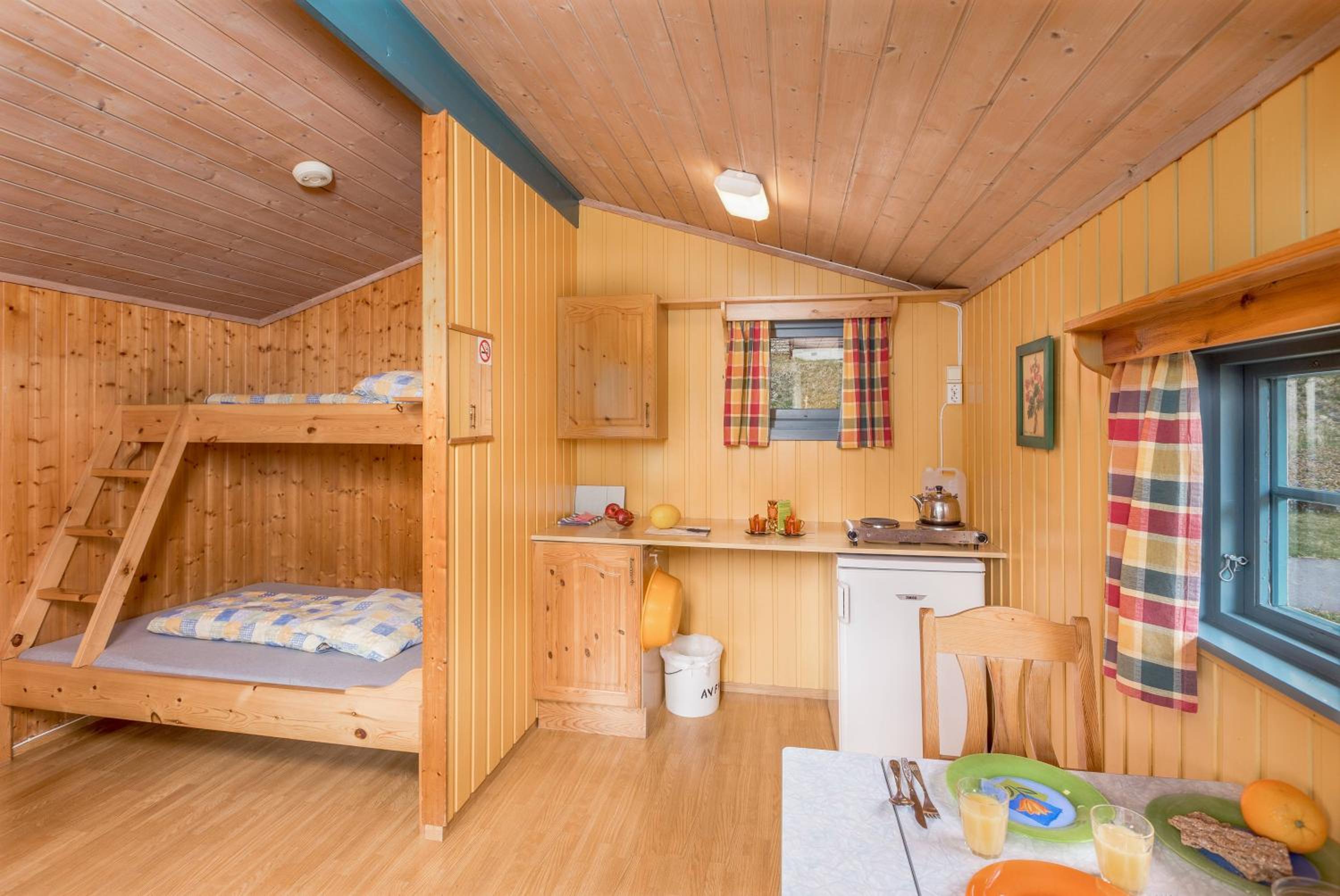 Cottage (2 Adults) with Shared Bathroom photo 2