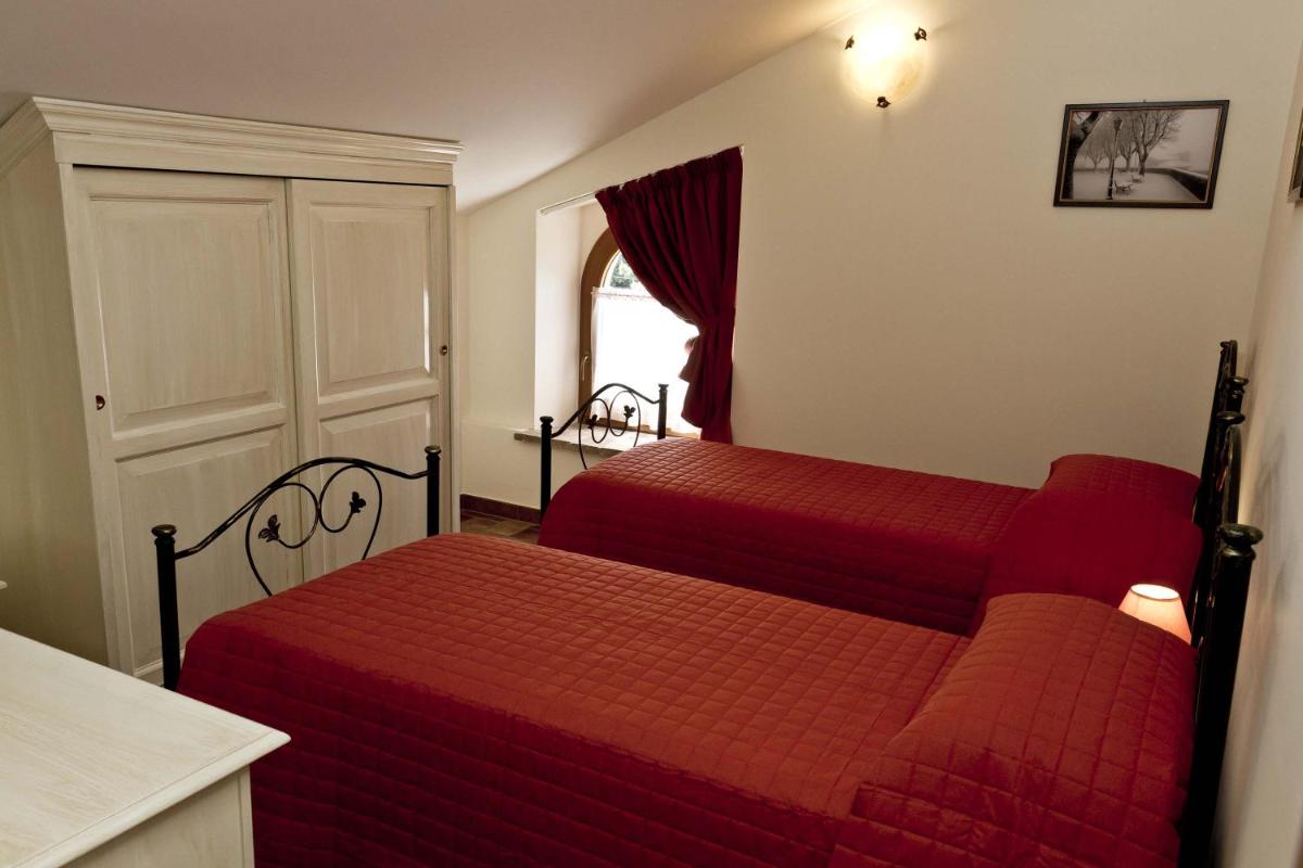 Double or Twin Room photo 1