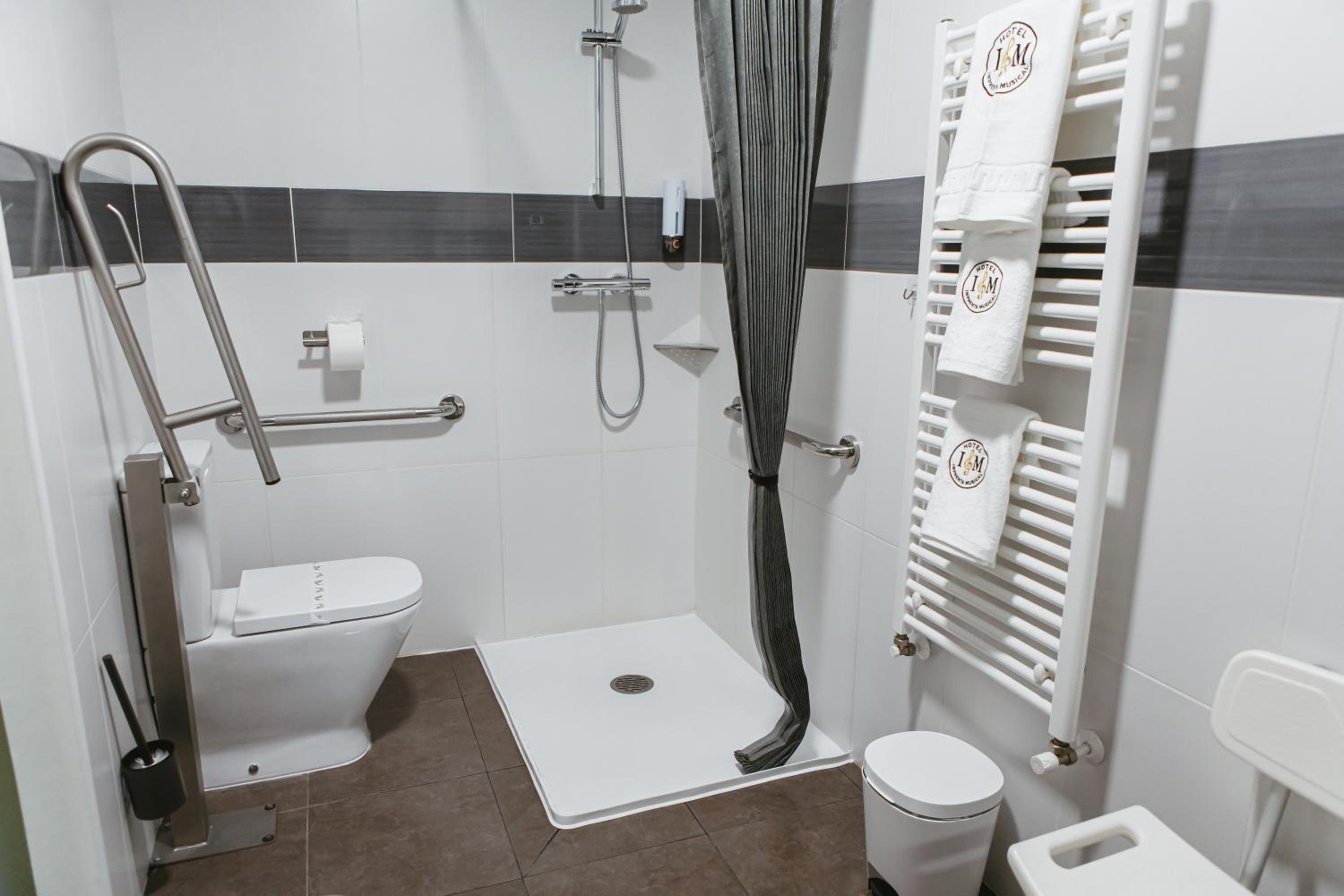 Twin Room - Disability Access