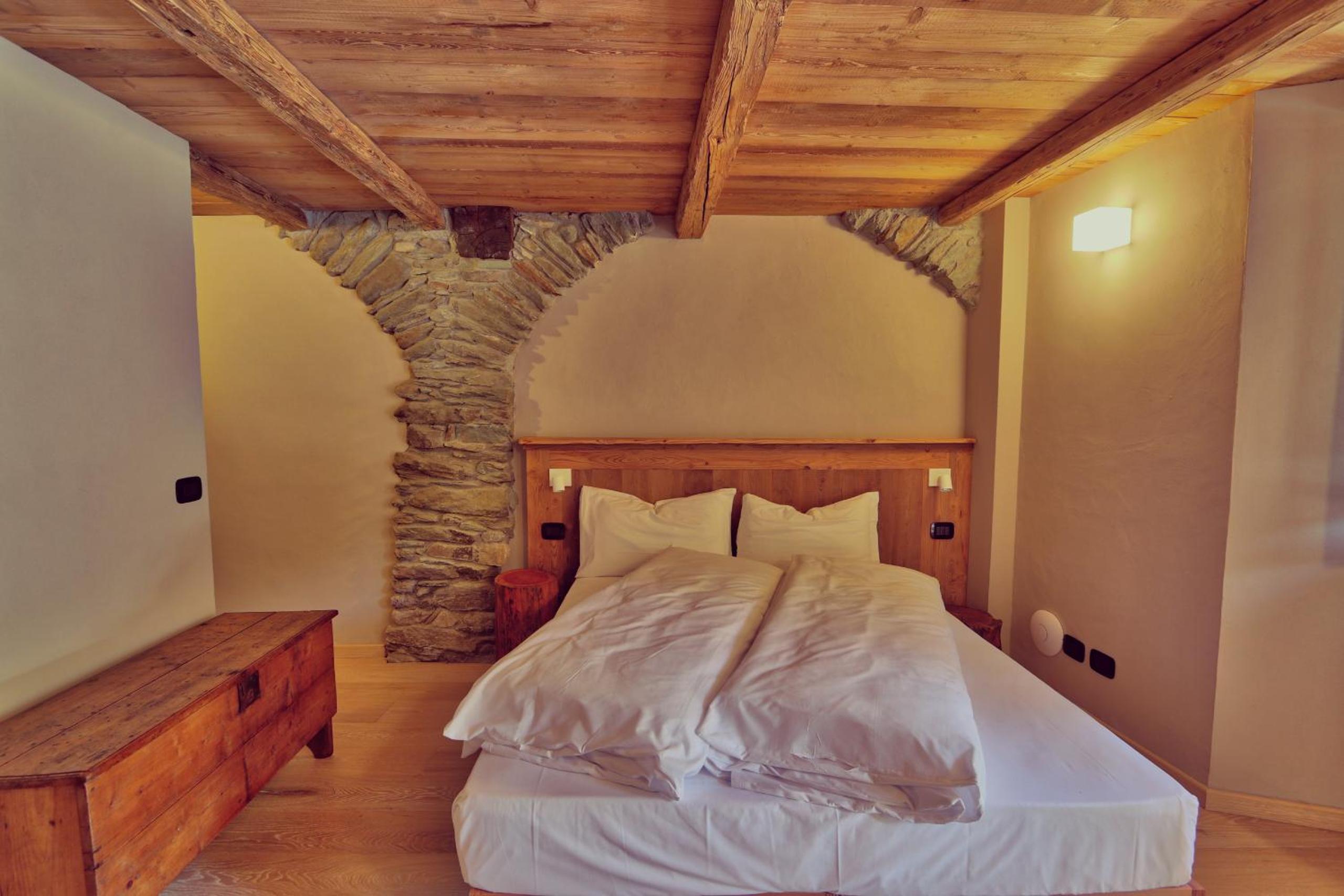 Double Room - Photo 3