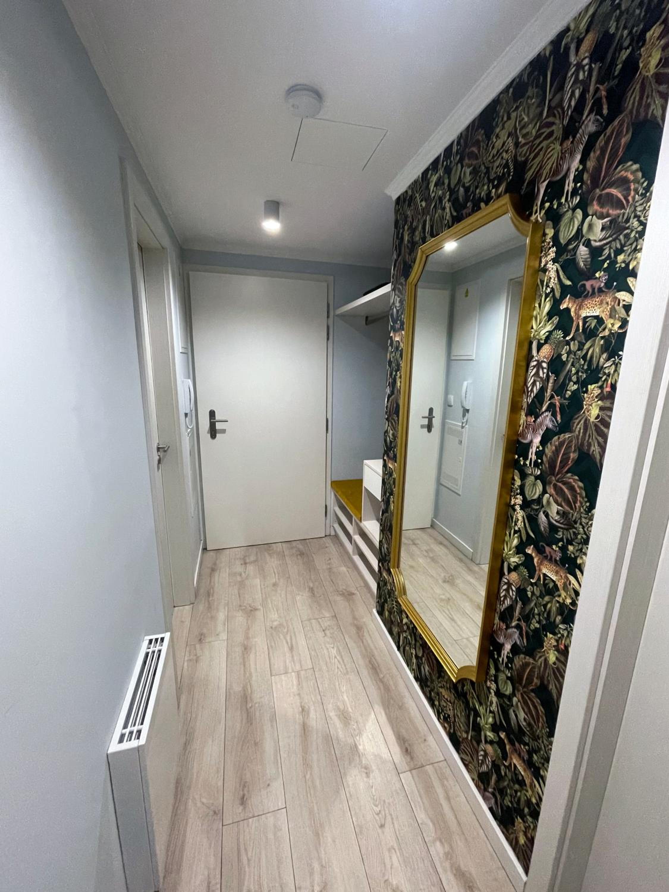 One-Bedroom Apartment with Balcony