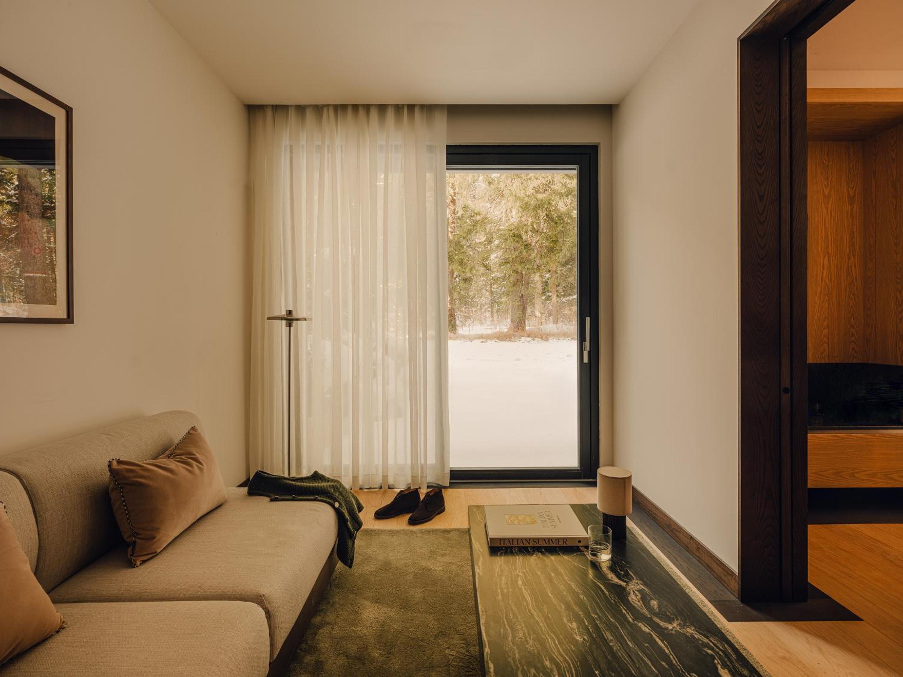 Suite with Garden View photo 2
