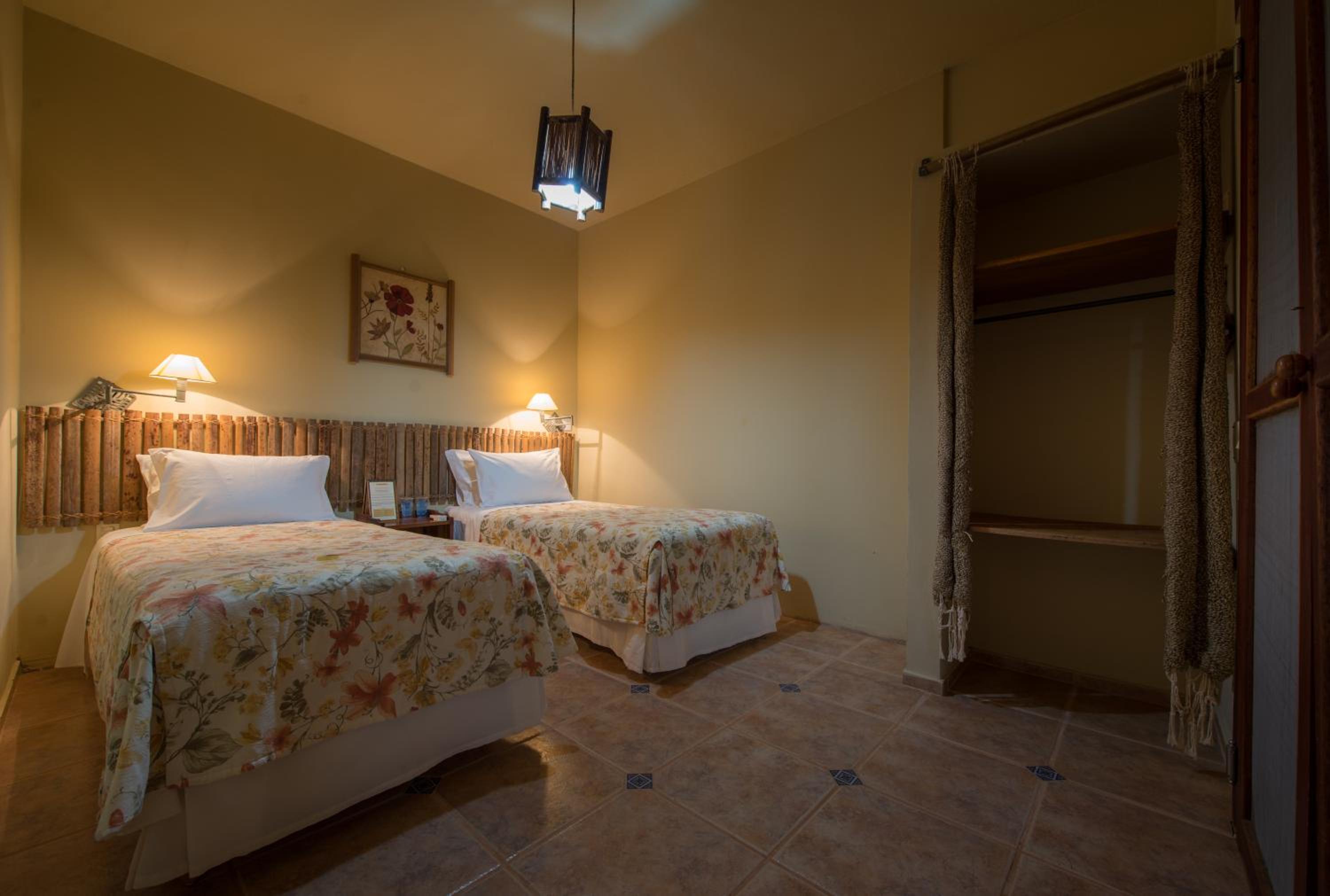 Standard Triple Room photo 3