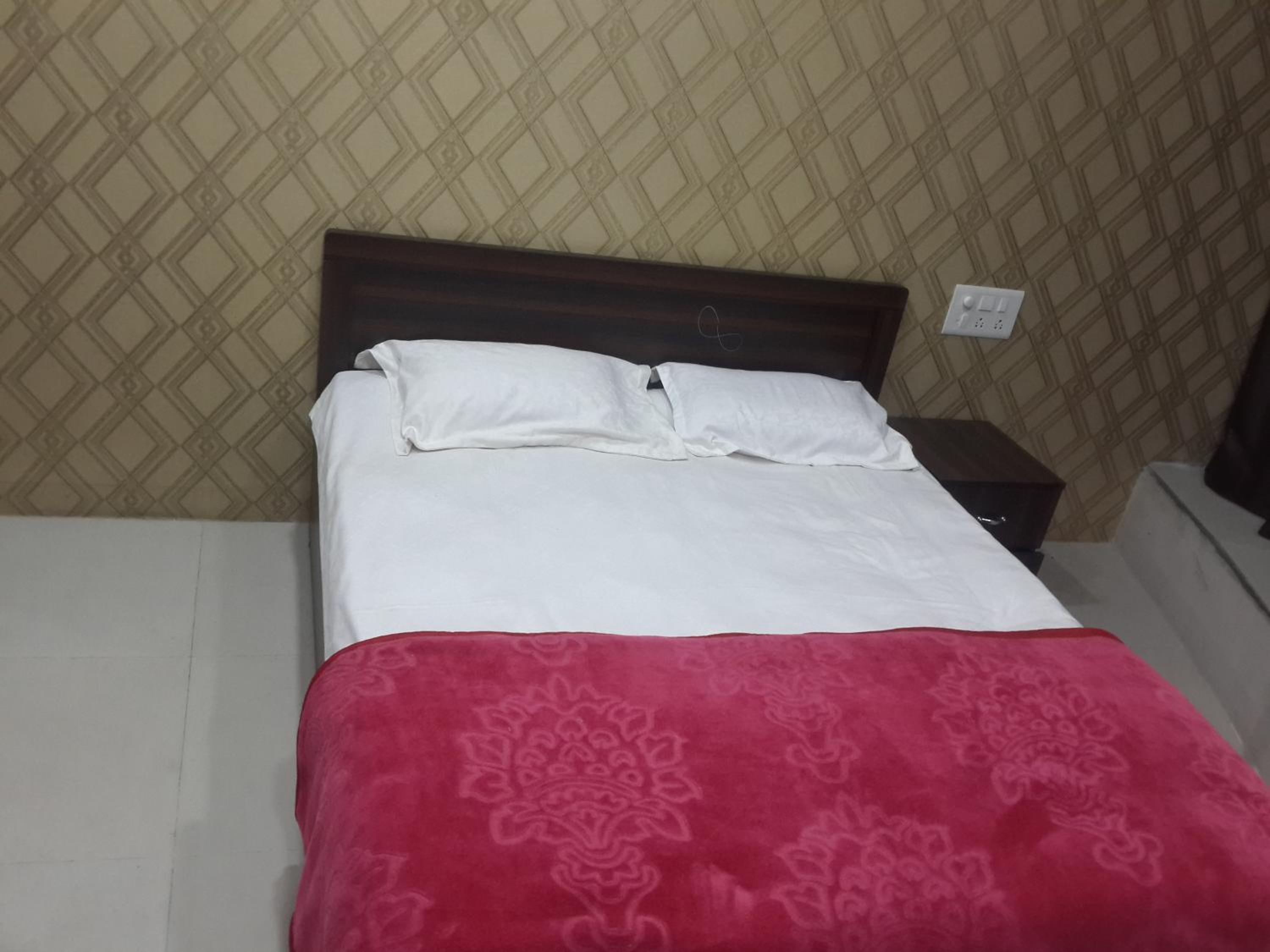 Executive Double Room (Non Ac)