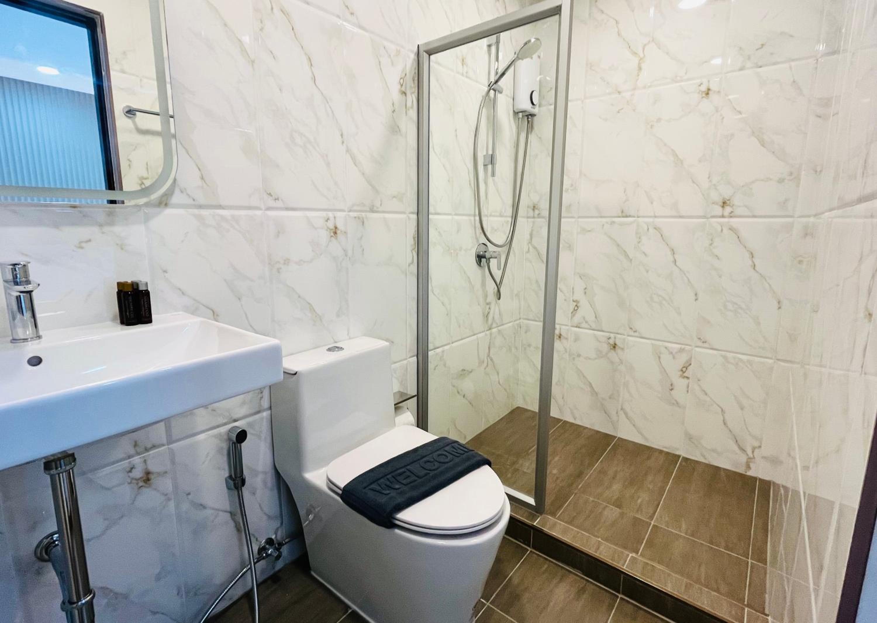 Standard Double or Twin Room with Balcony photo 3