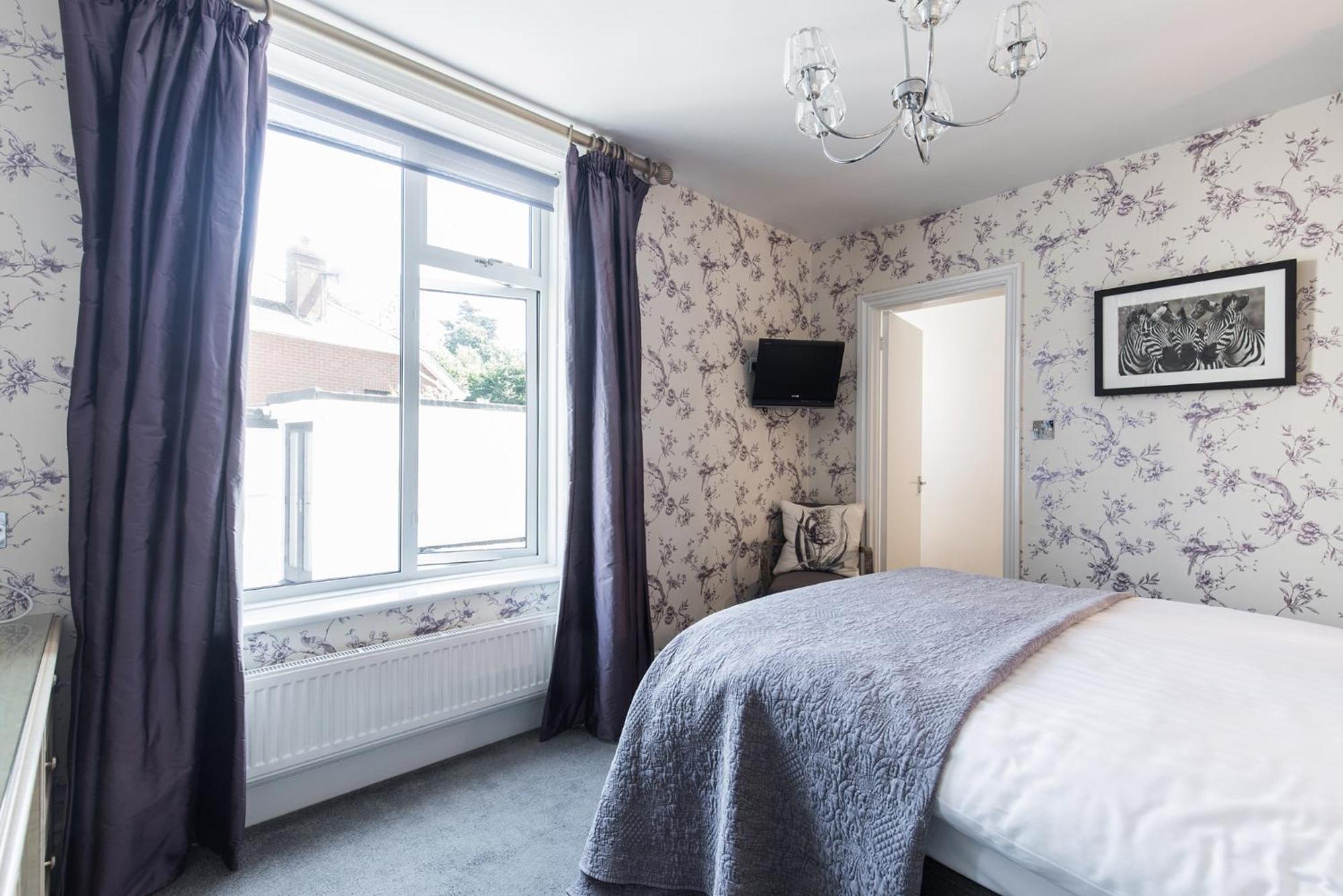 Small Double Room photo 1