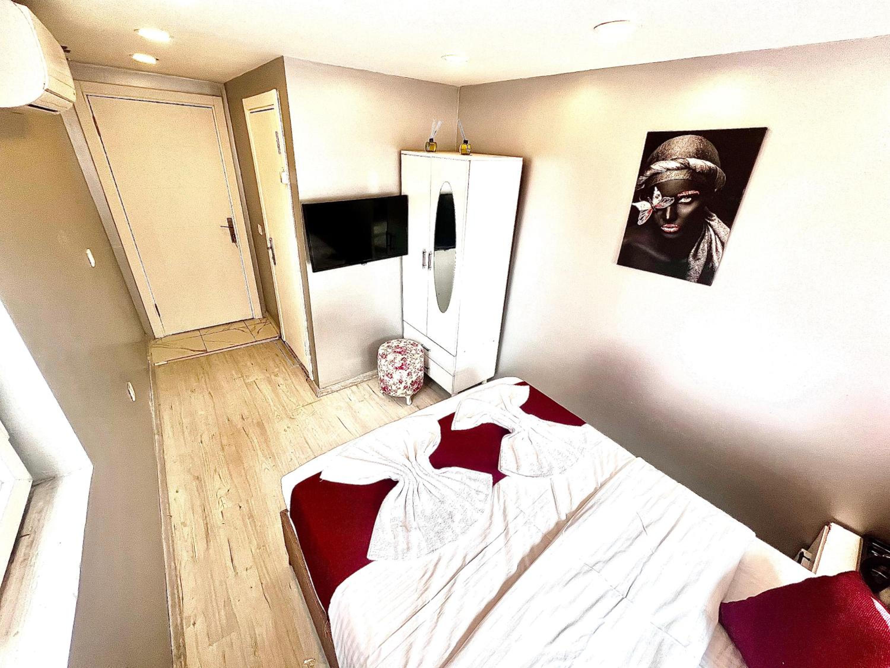 Budget Single Room photo 2