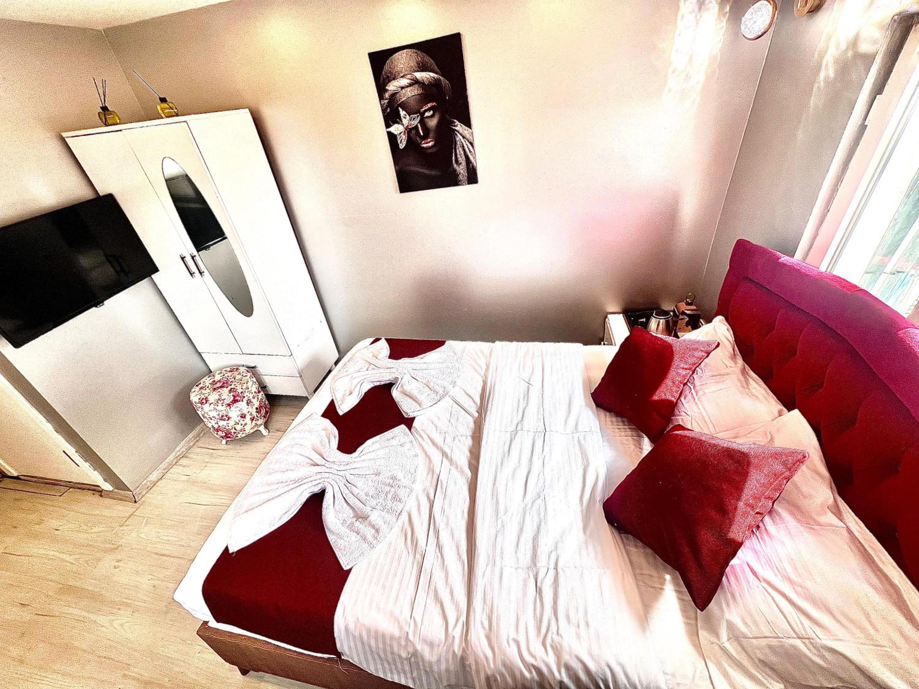 Budget Single Room photo 3