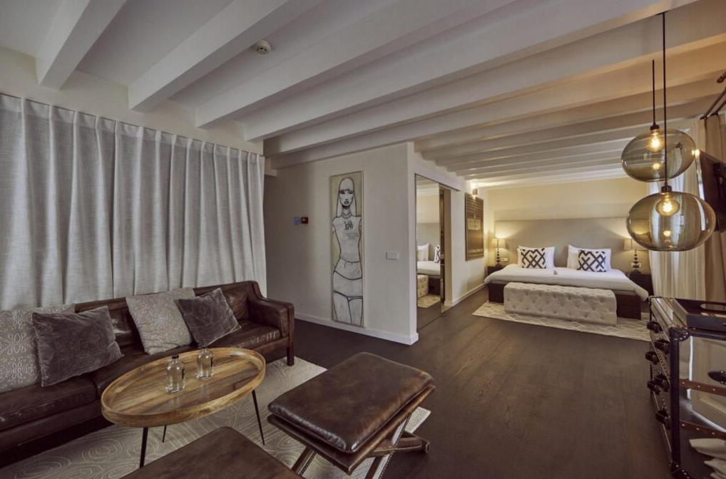 Standard Double Suite photo 2
