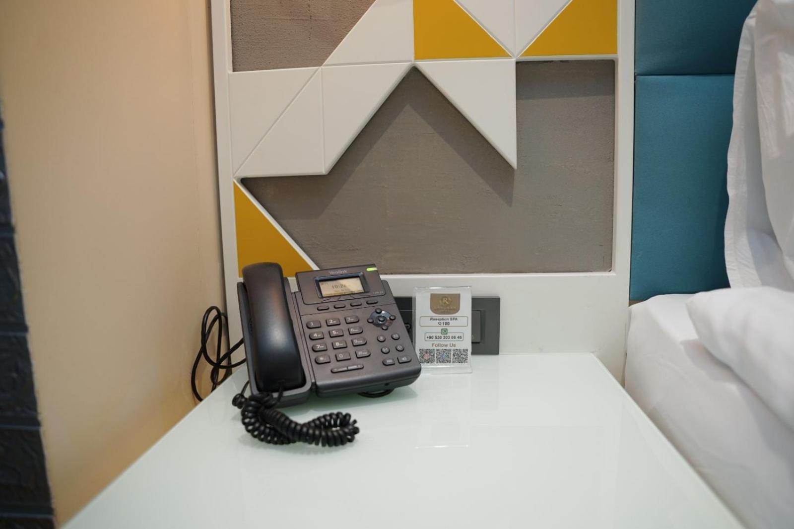 Deluxe King Room photo 3