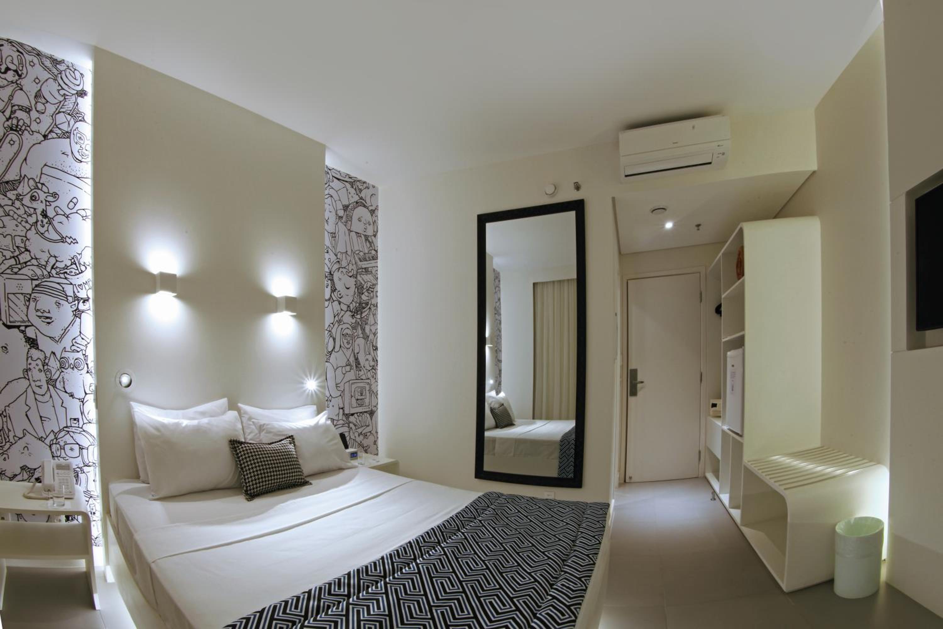 Standard Queen Room photo 1