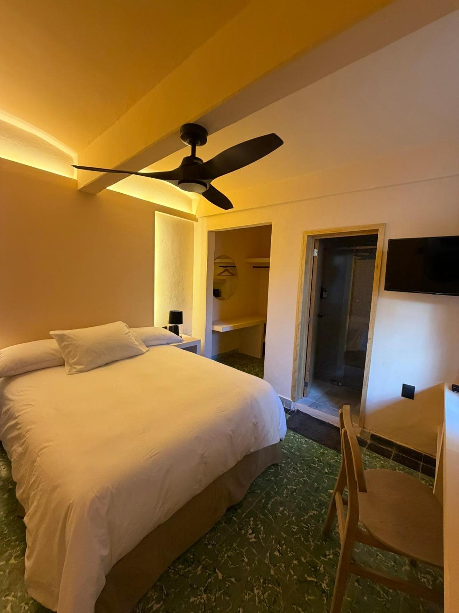 Deluxe Room photo 2