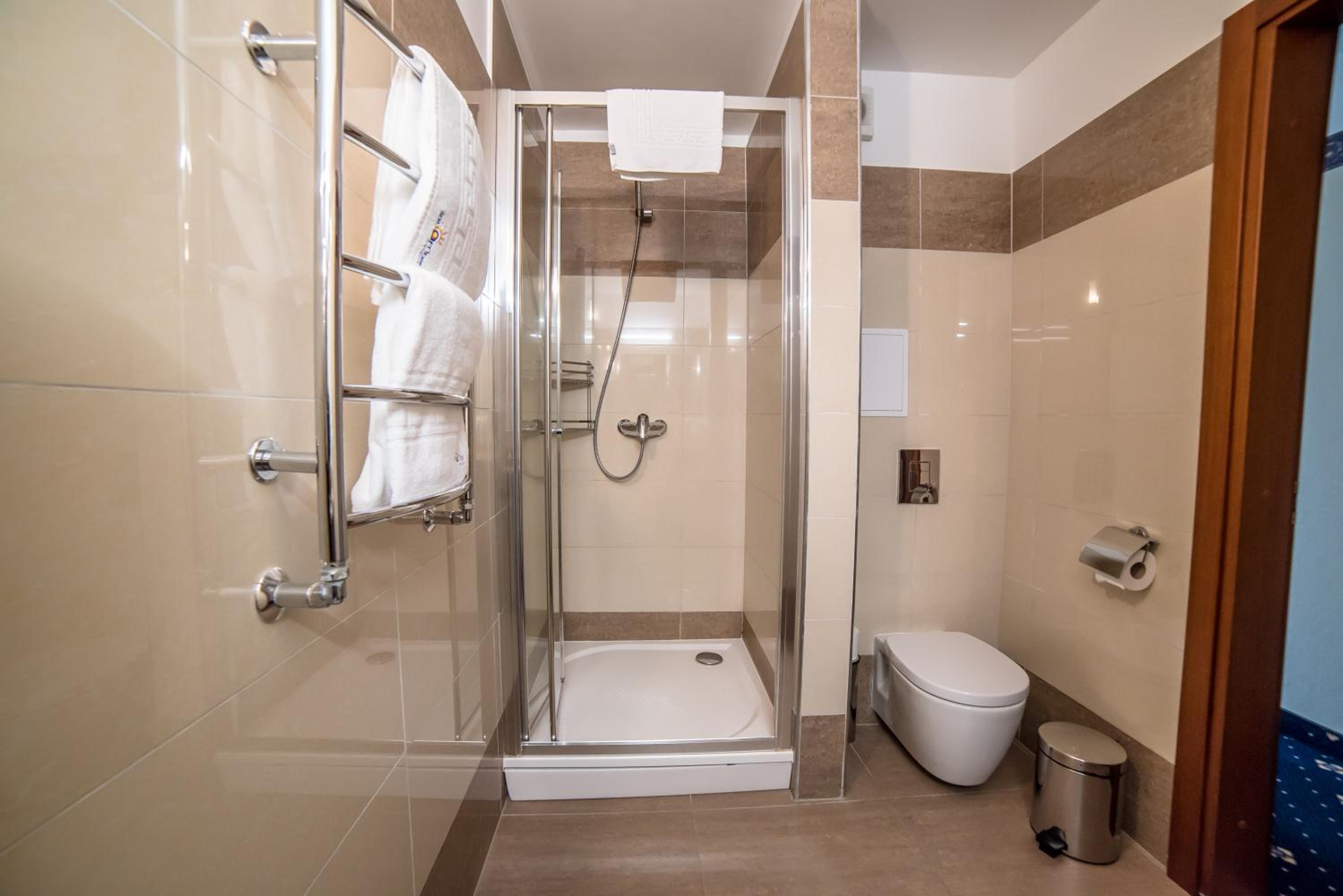 Double or Twin Room - Photo 1