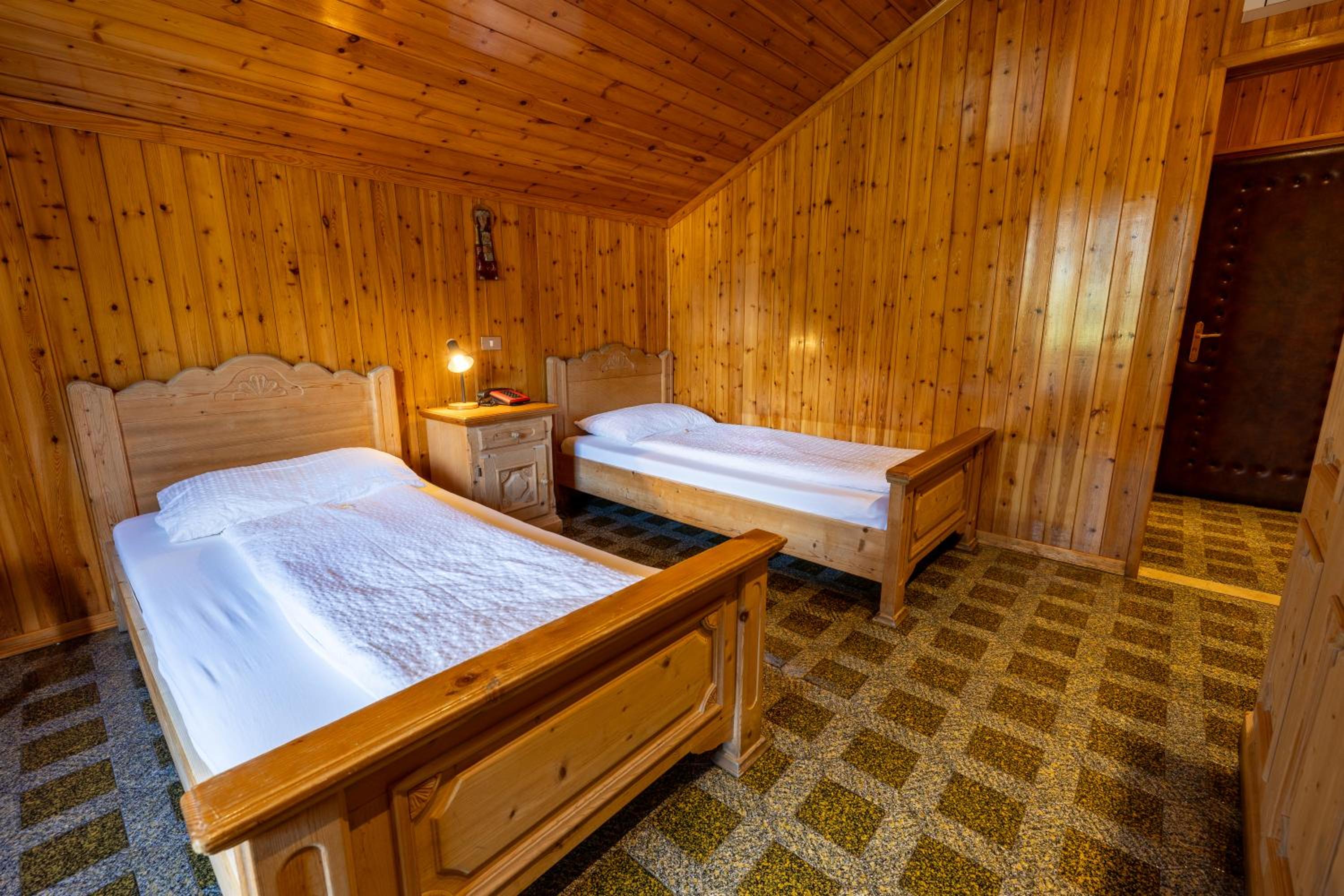 Budget twin room