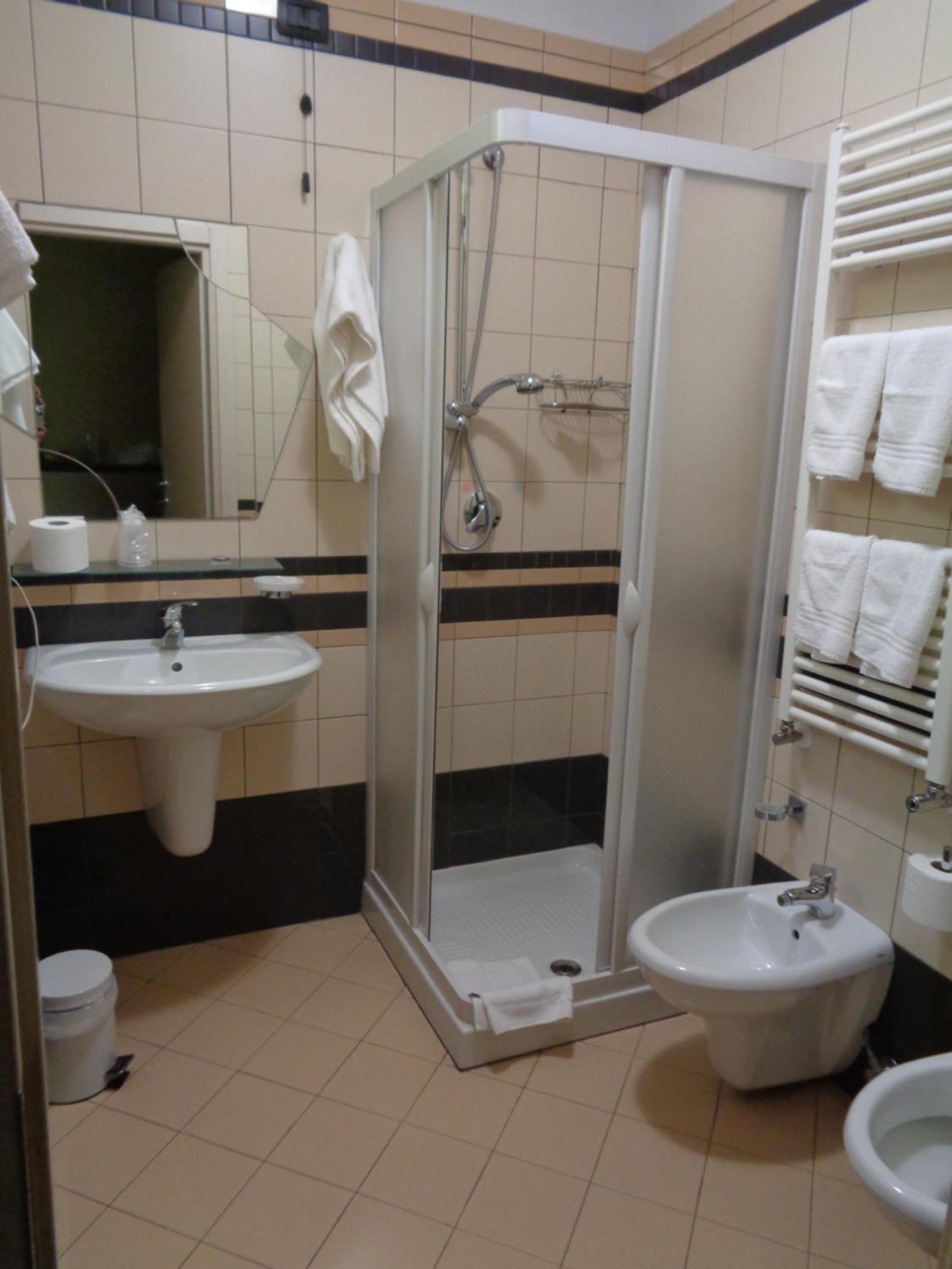 Standard Triple Room photo 3