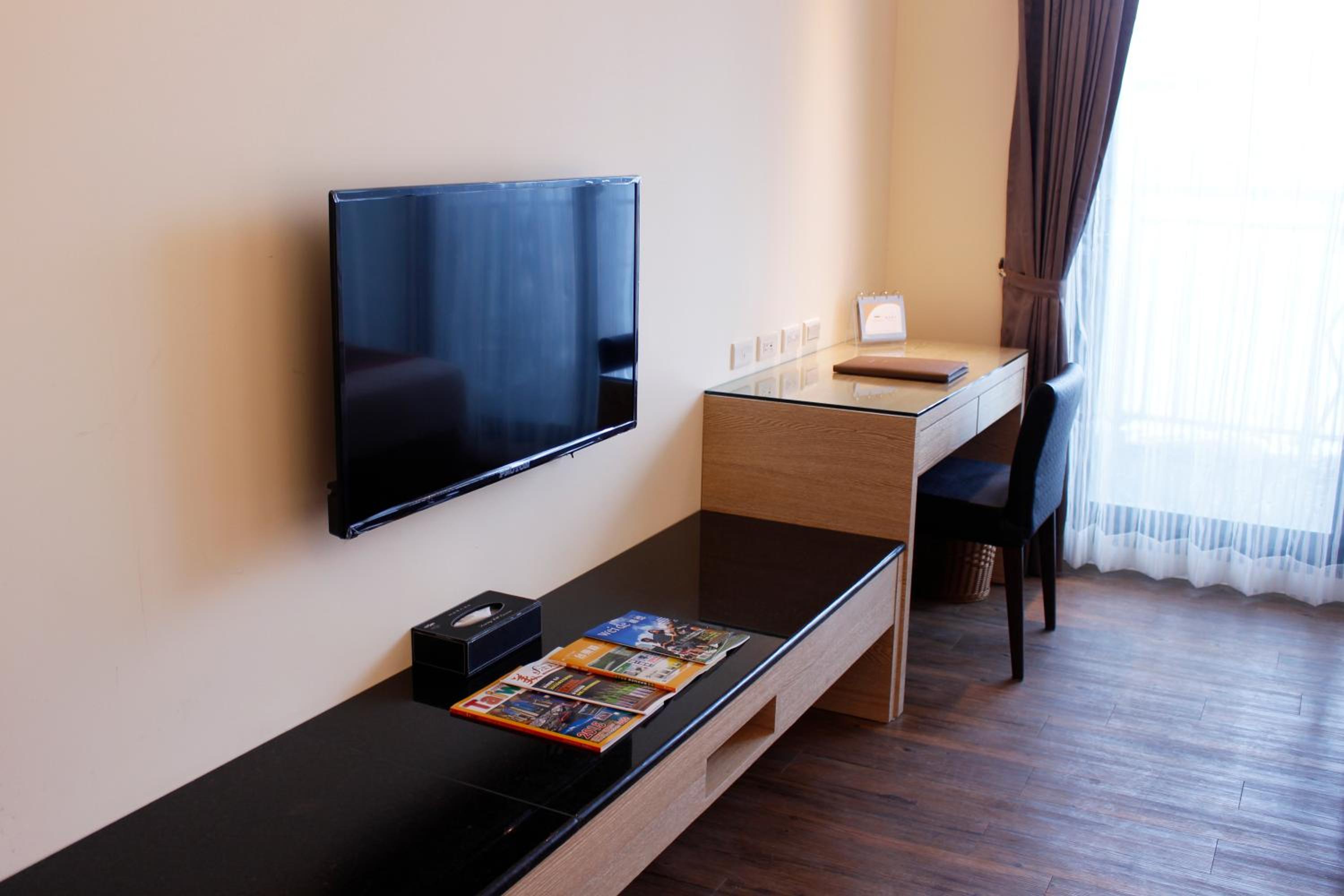 Twin Room with Balcony photo 2