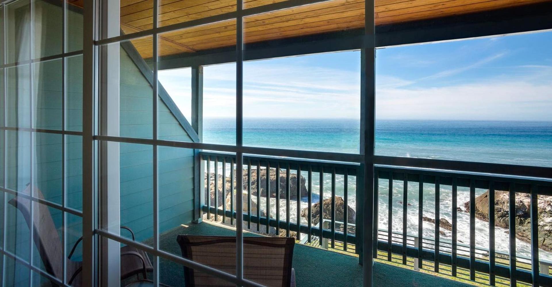 Deluxe Double Room with Balcony photo 3