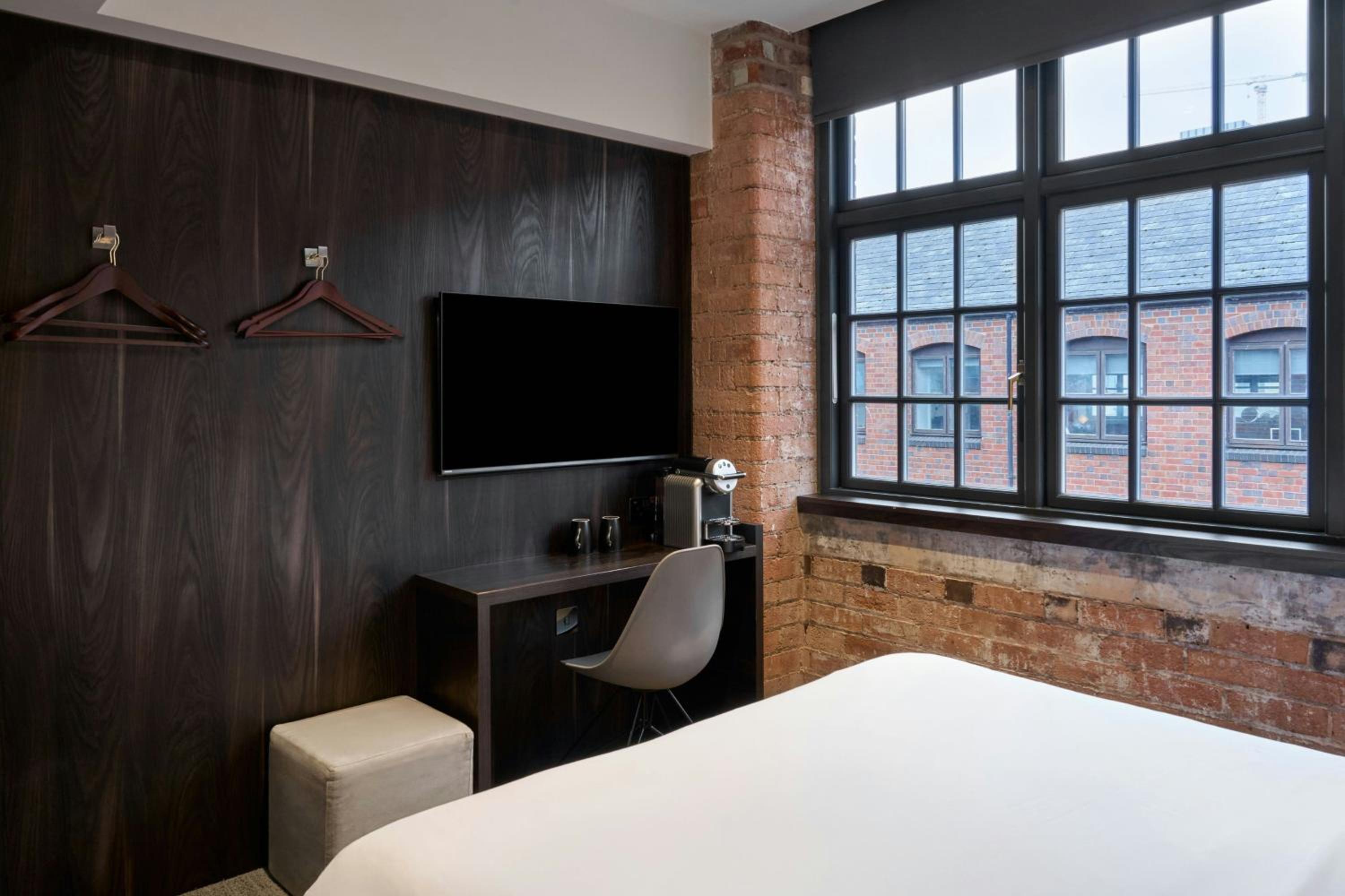 Studio with Double Bed - Photo 1