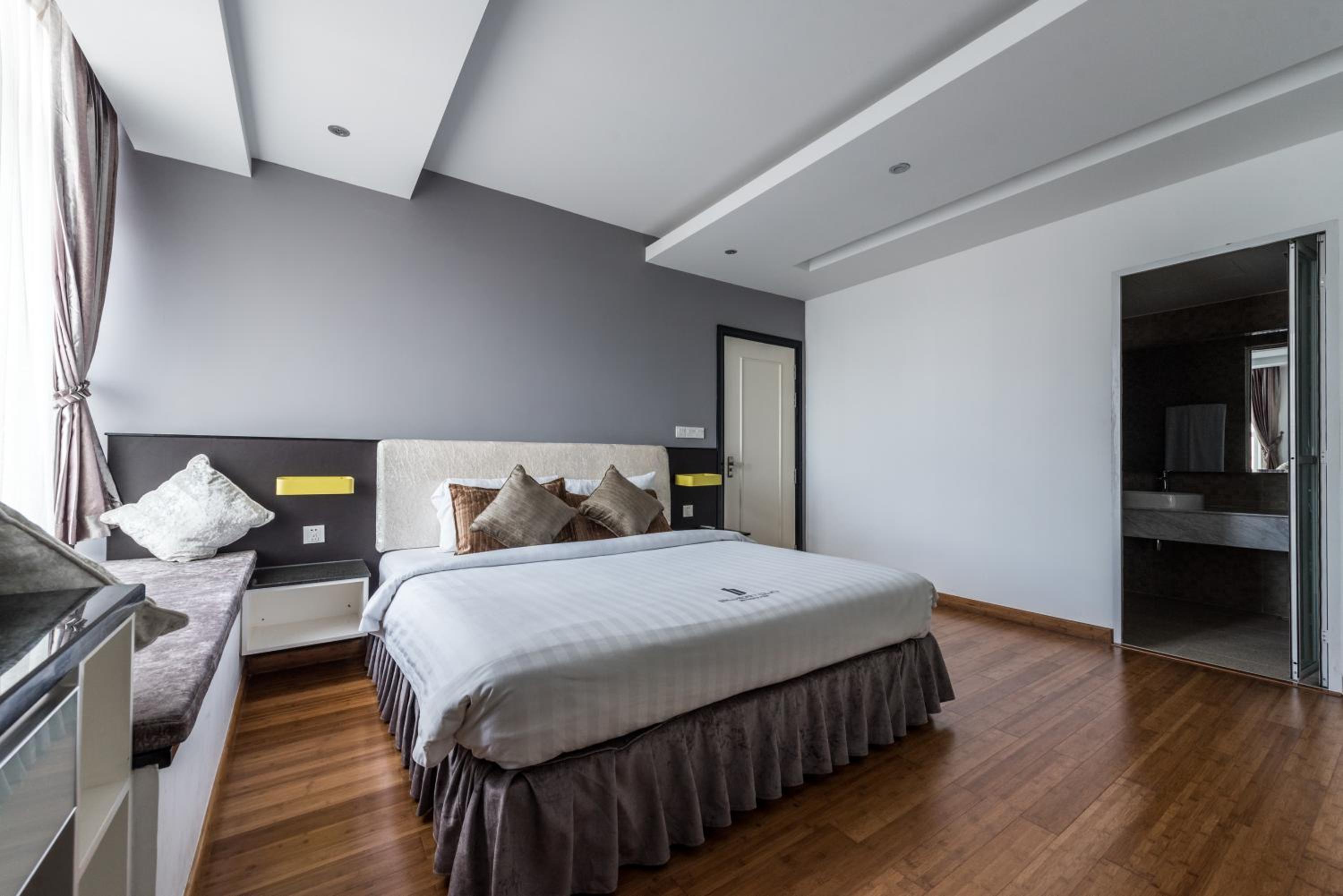 Two Bedroom Suites photo 1