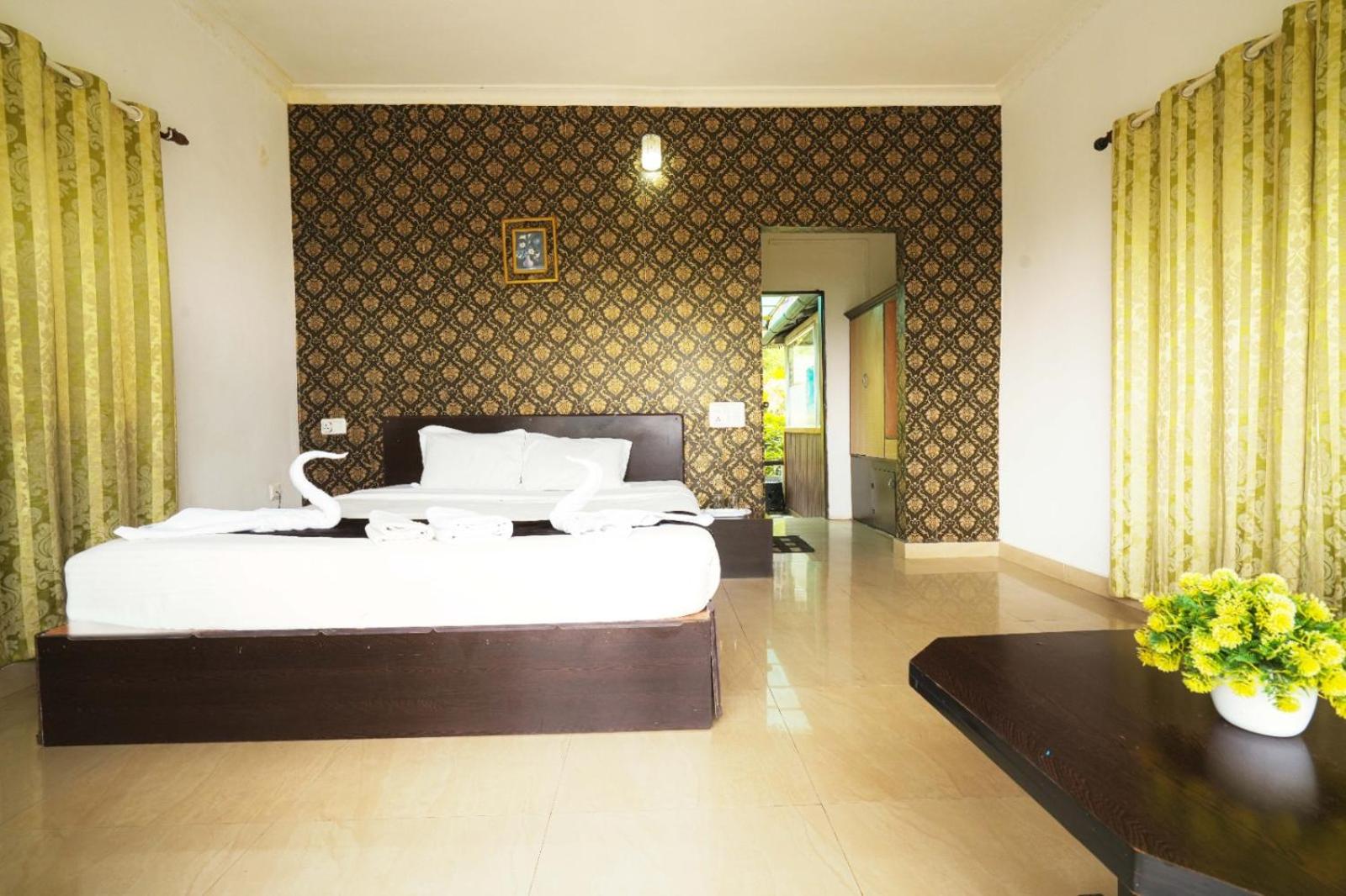 Superior Double or Twin Room photo 3