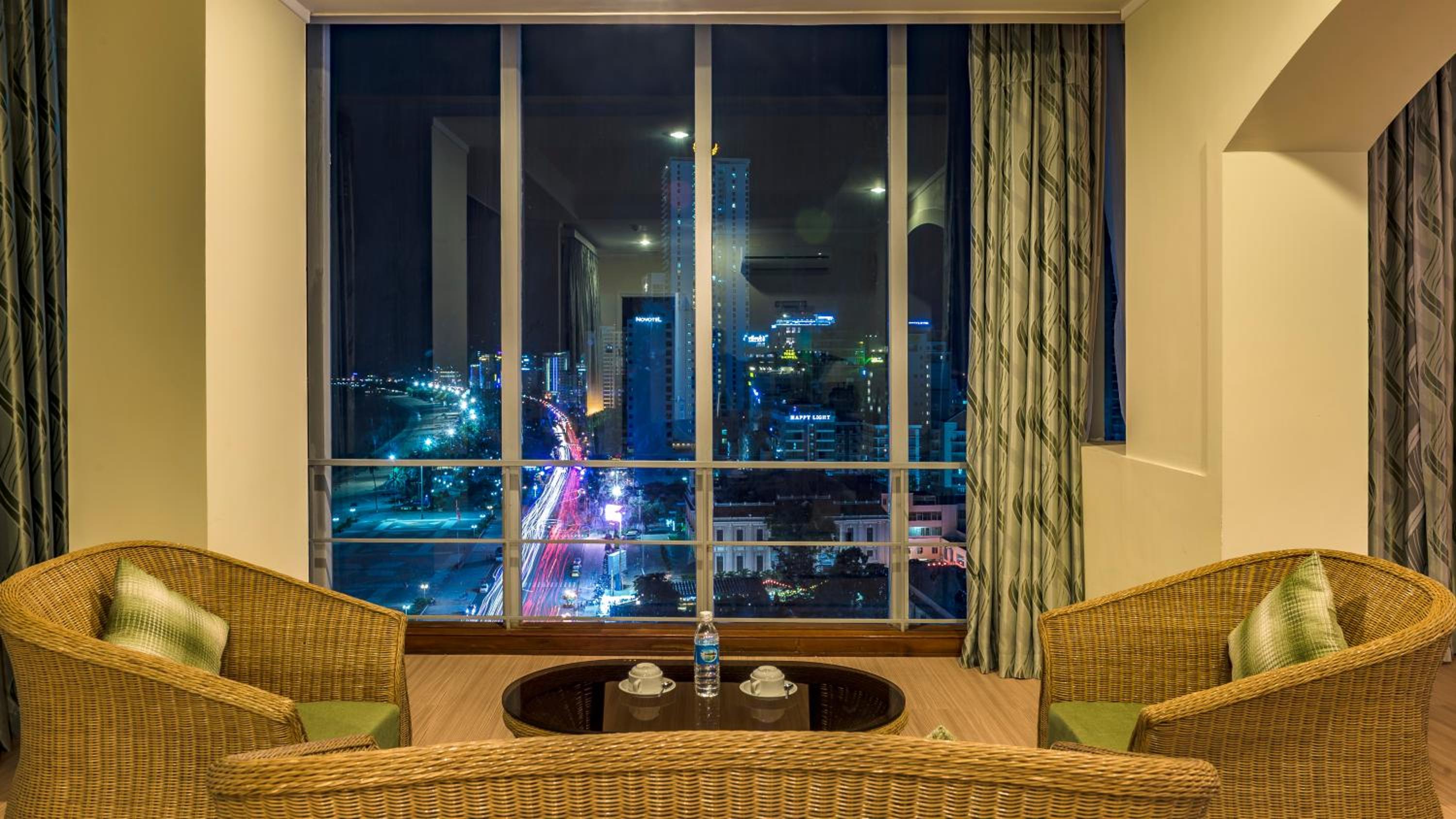 Suite with Ocean View - Photo 7