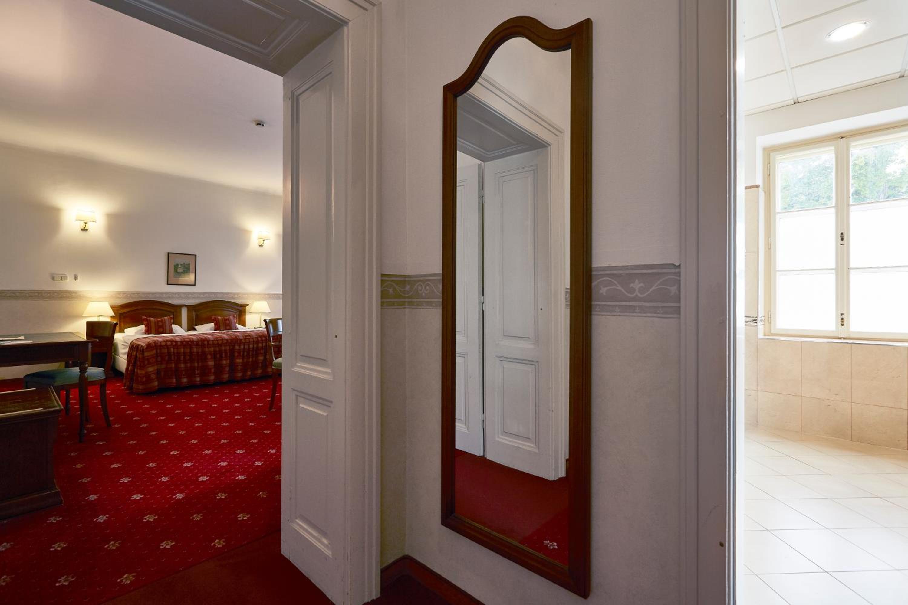 Standard Double Room - Main Building - Photo 3