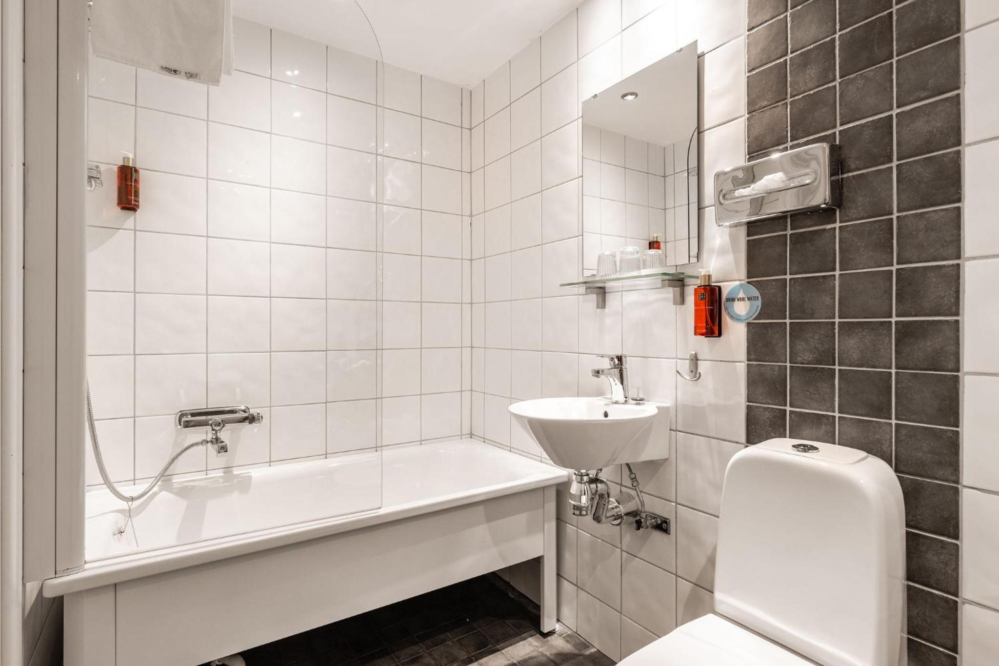 Superior Double Room - Photo 2