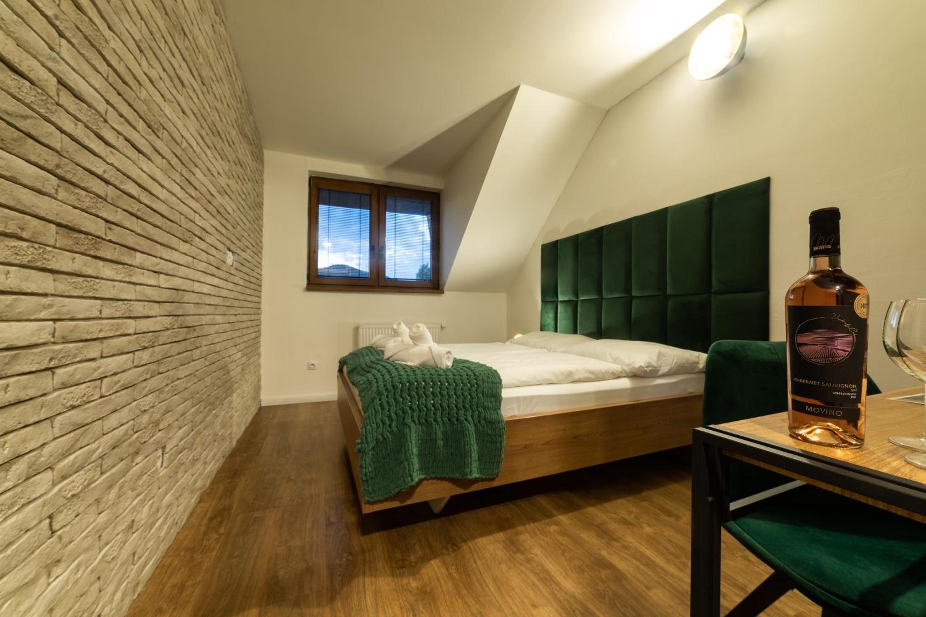 Double Room with Private Bathroom photo 2