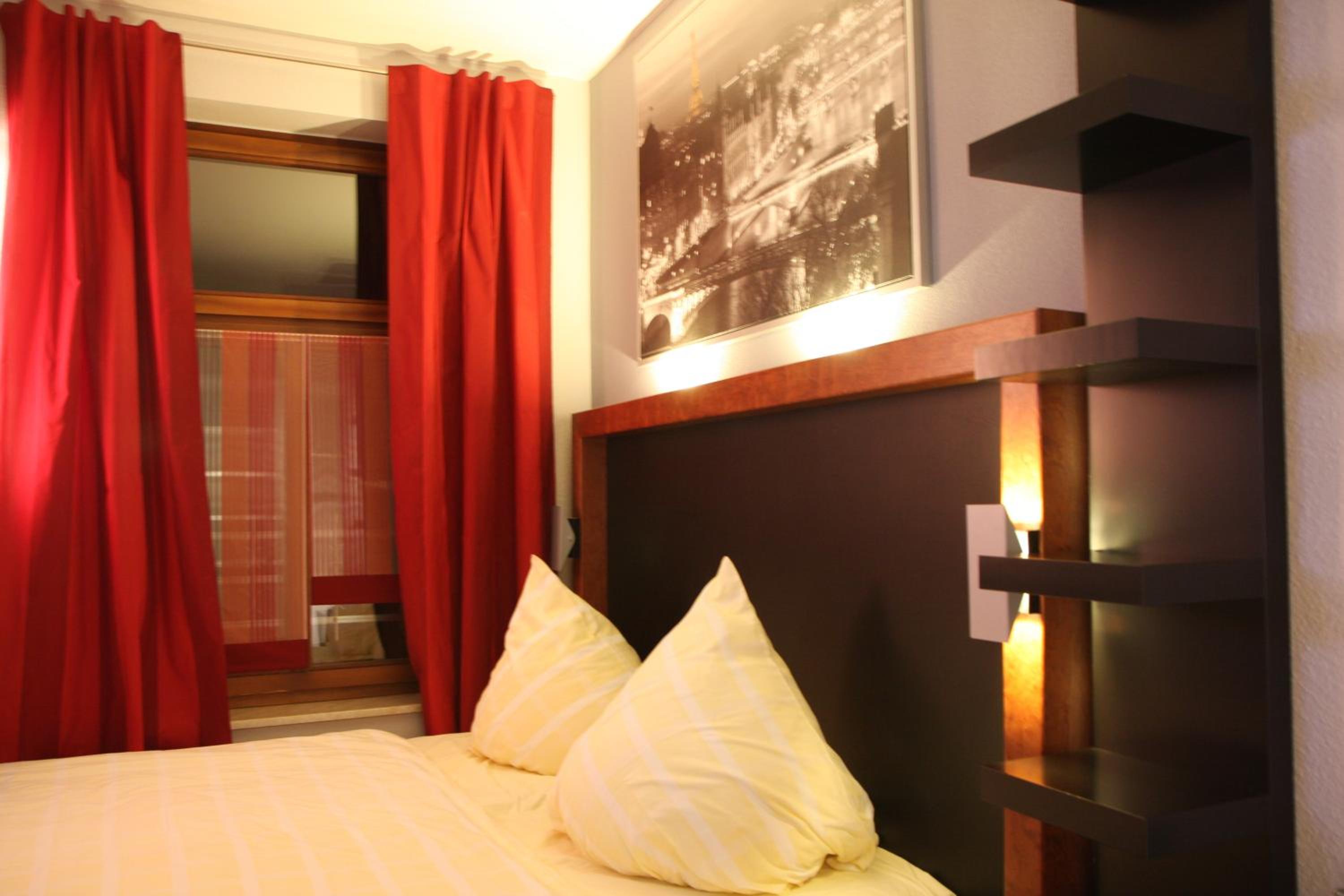 Standard Single Room photo 3