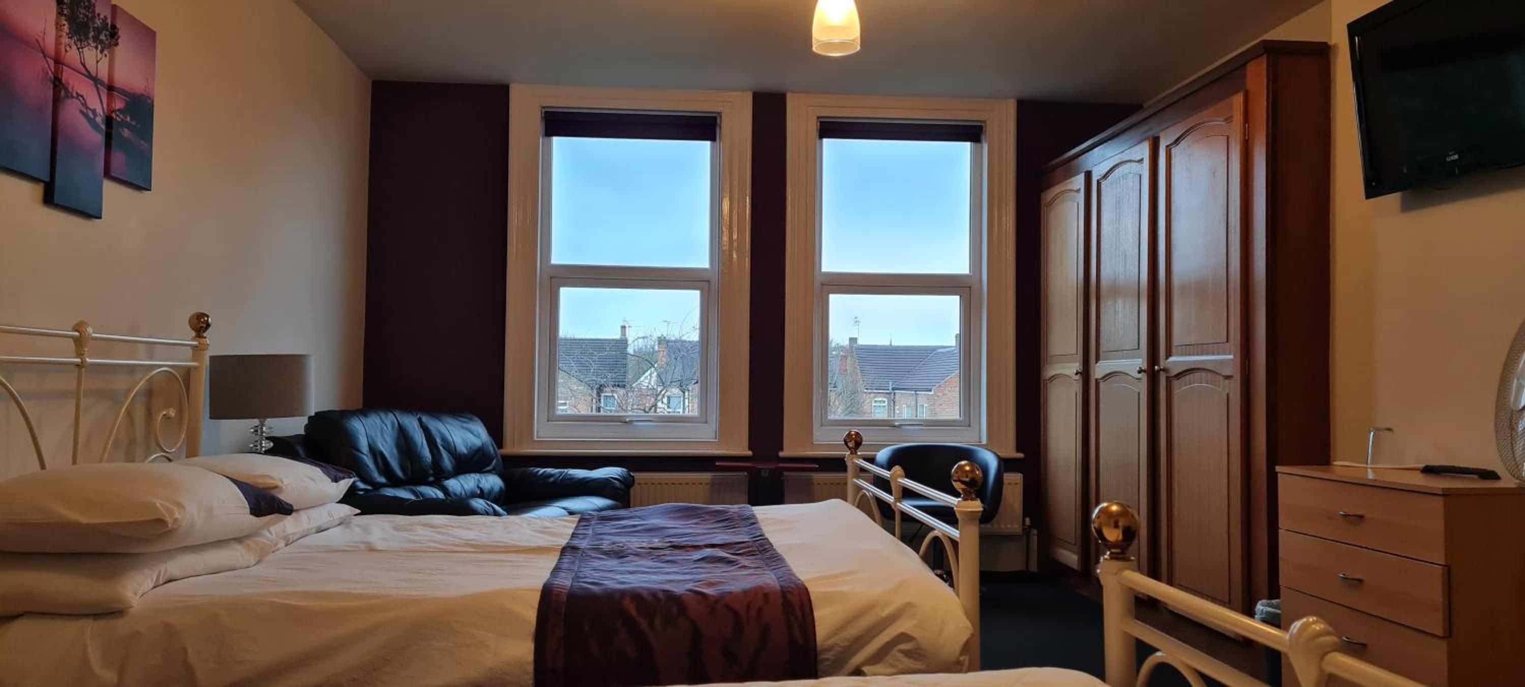 Double Room with Extra Bed photo 1