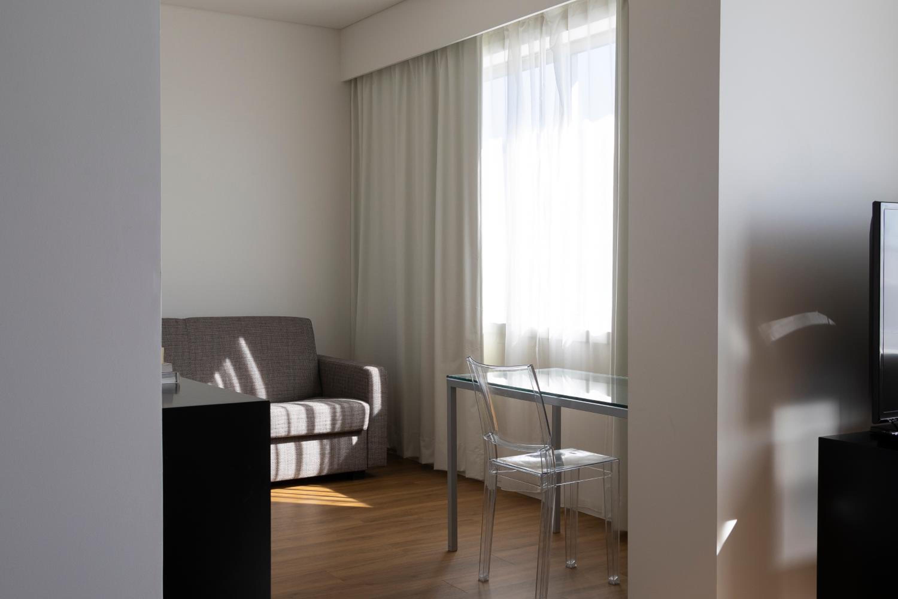 Junior Suite Mountain View