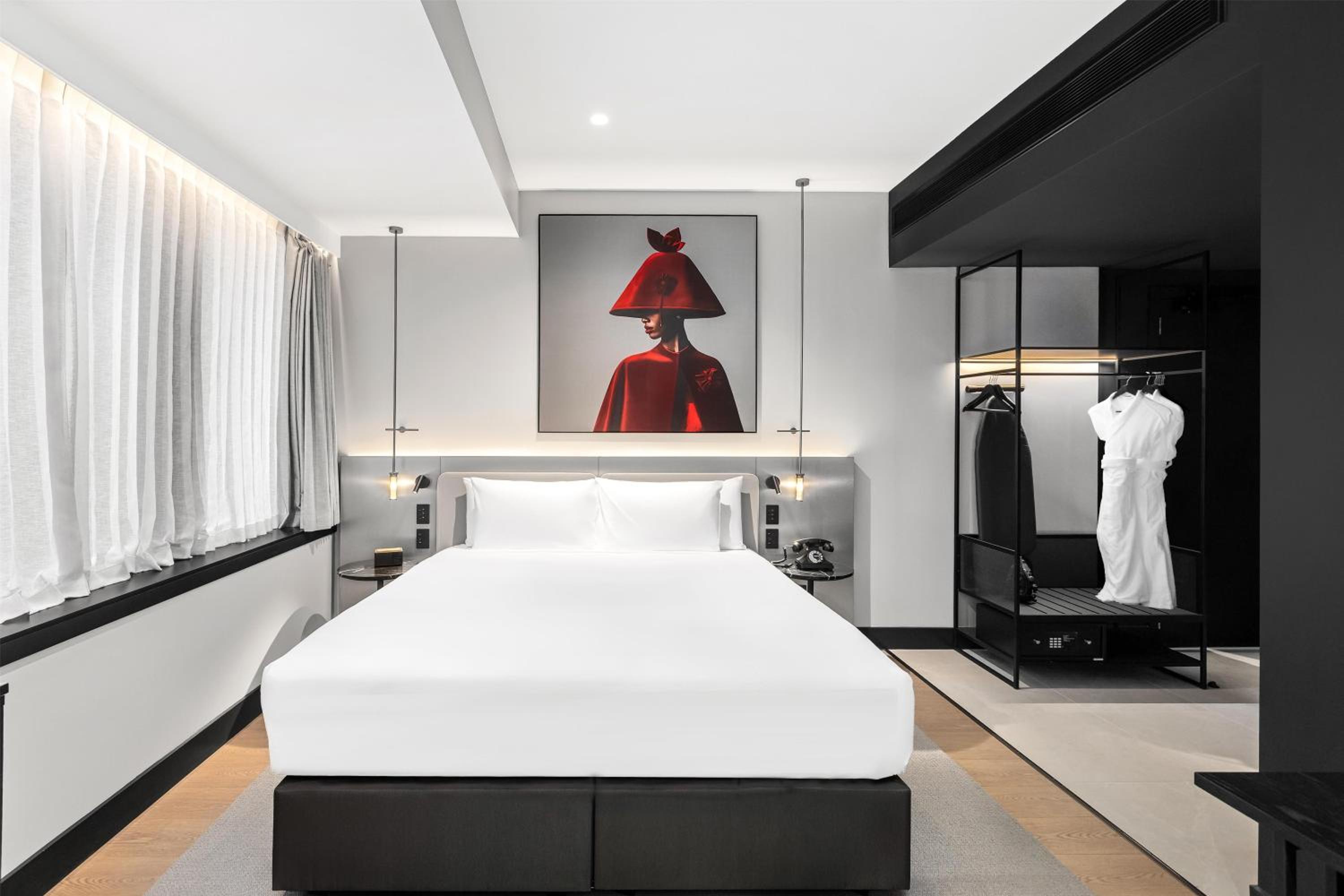 Premium Corner Room