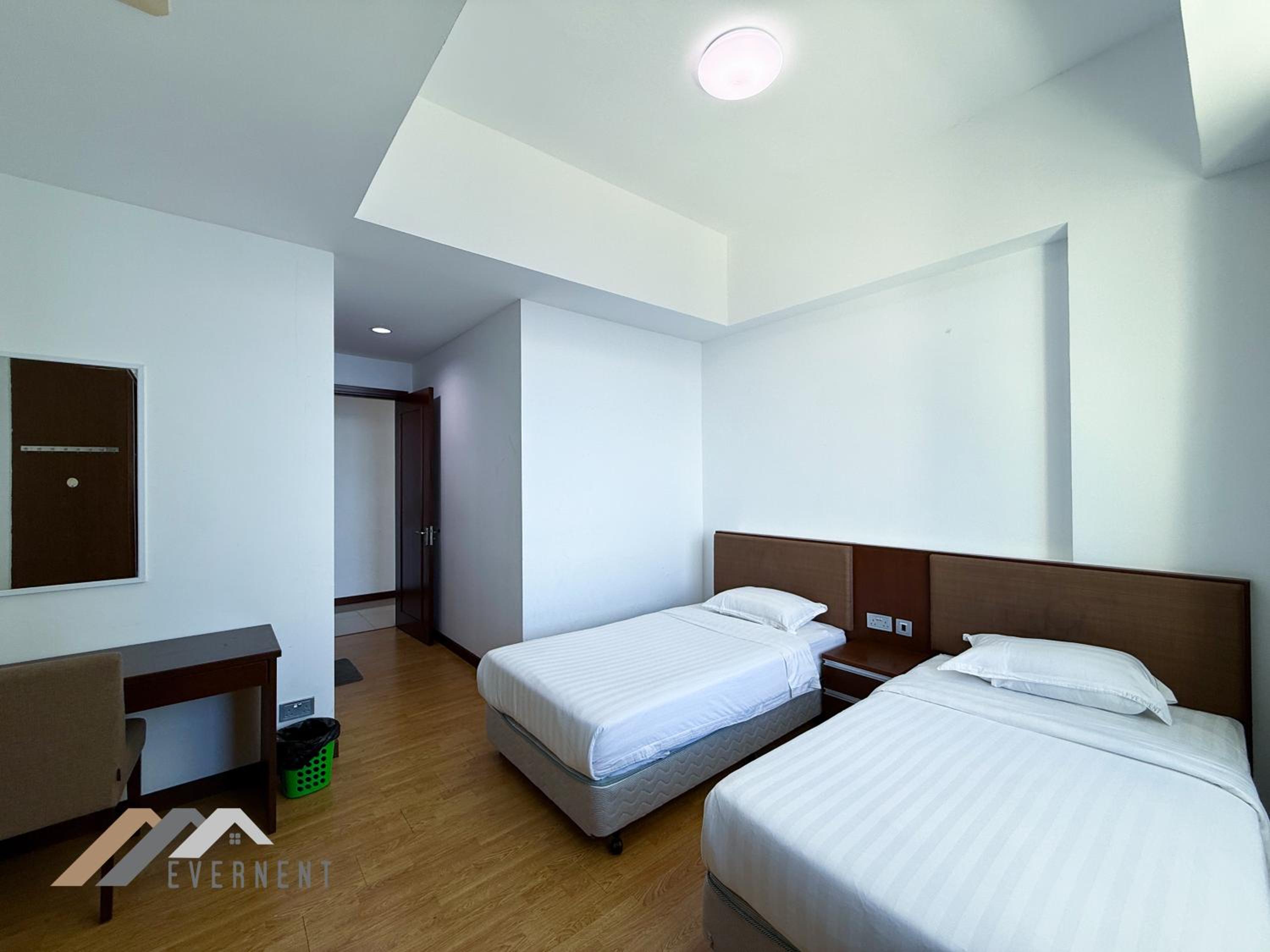 Four-Bedroom Apartment - Photo 1