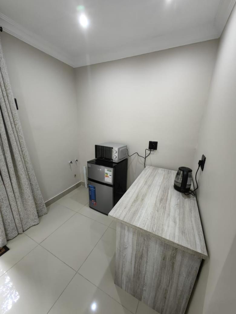 Deluxe King Room photo 2
