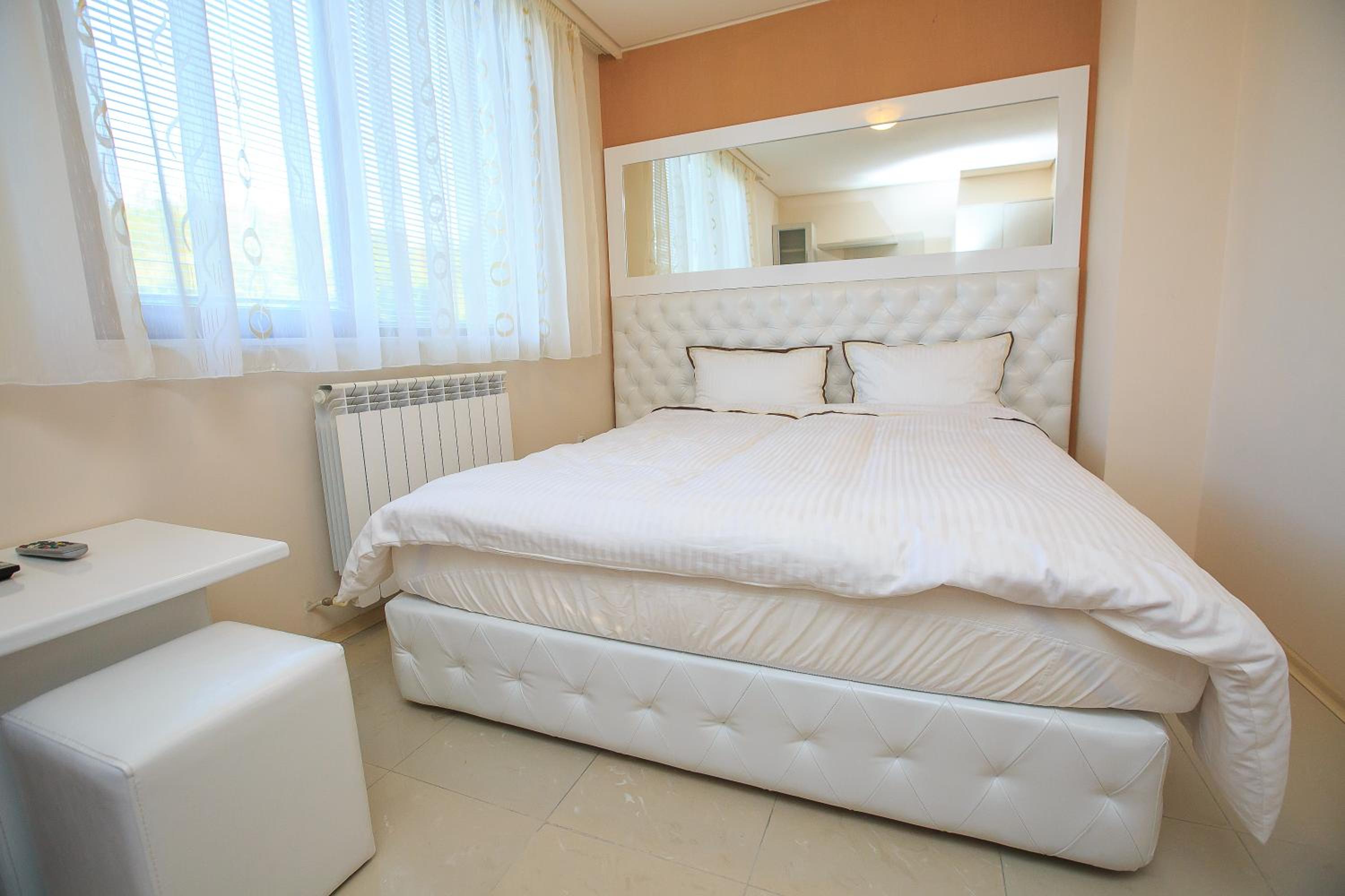Apartment - Photo 16
