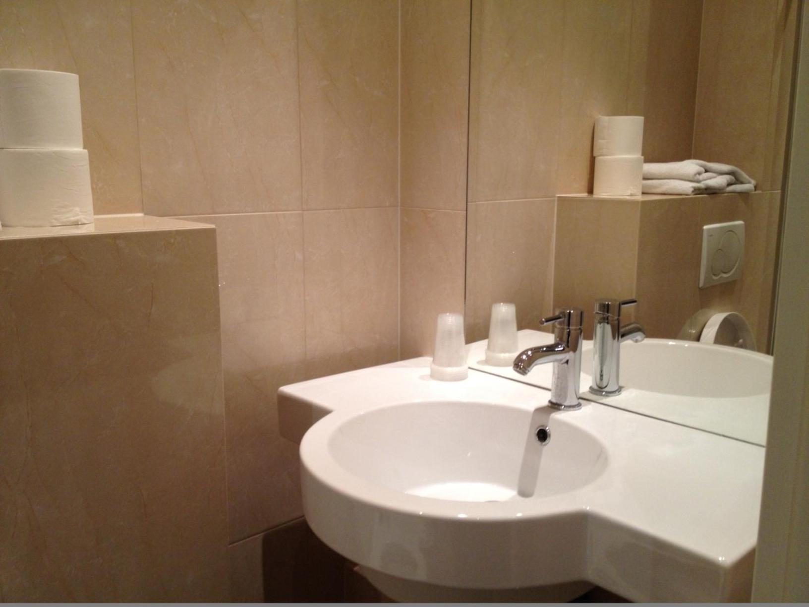 Standard Single Room photo 2